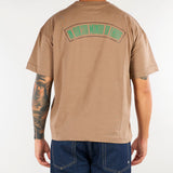 T-shirt Nocciola con stampa 'In questo mondo di Ladri' sul retro LADRI 65 3DICI 