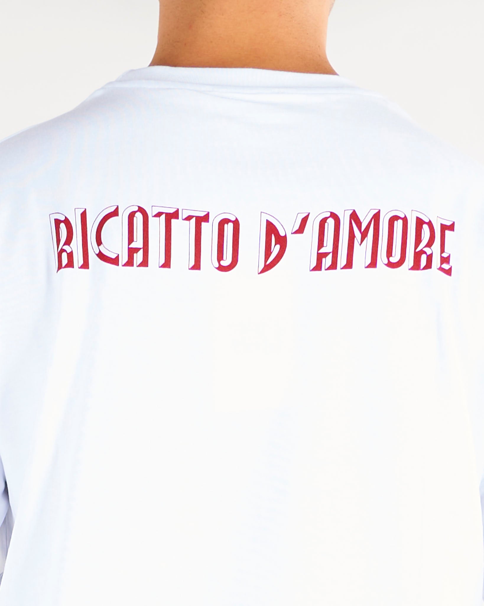 T-shirt Bianco con stampa 'Ricatto d'Amore' sul retro RICATTO 1 3DICI 