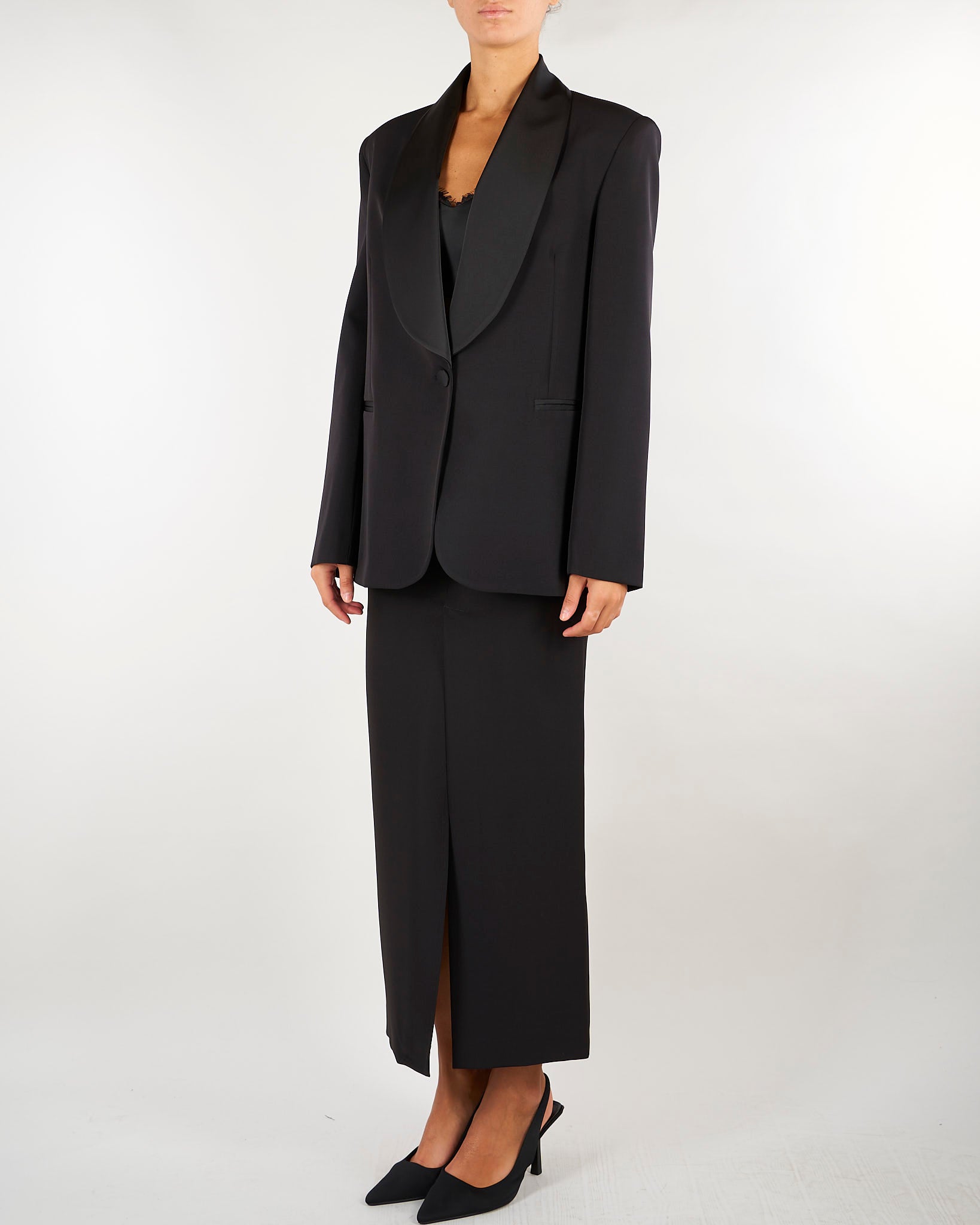 Blazer Nero con ampio rever sciallato in raso ACTGC031GI1082 99 ACTUALEE 