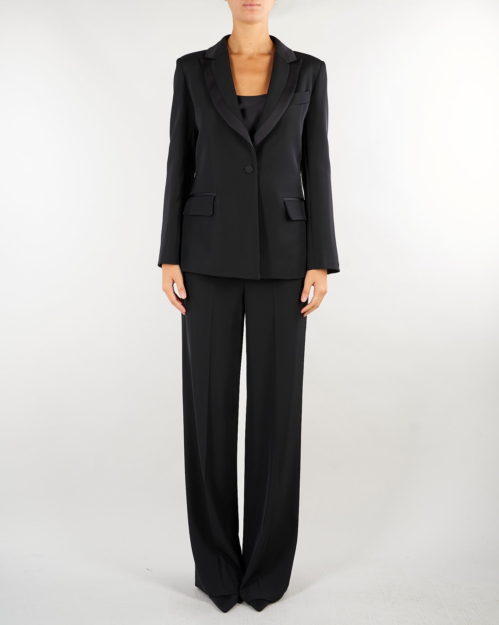 Tailleur Nero 3 pezzi con giacca, pantalone e top AT110 99 ATELIER LEGORA 