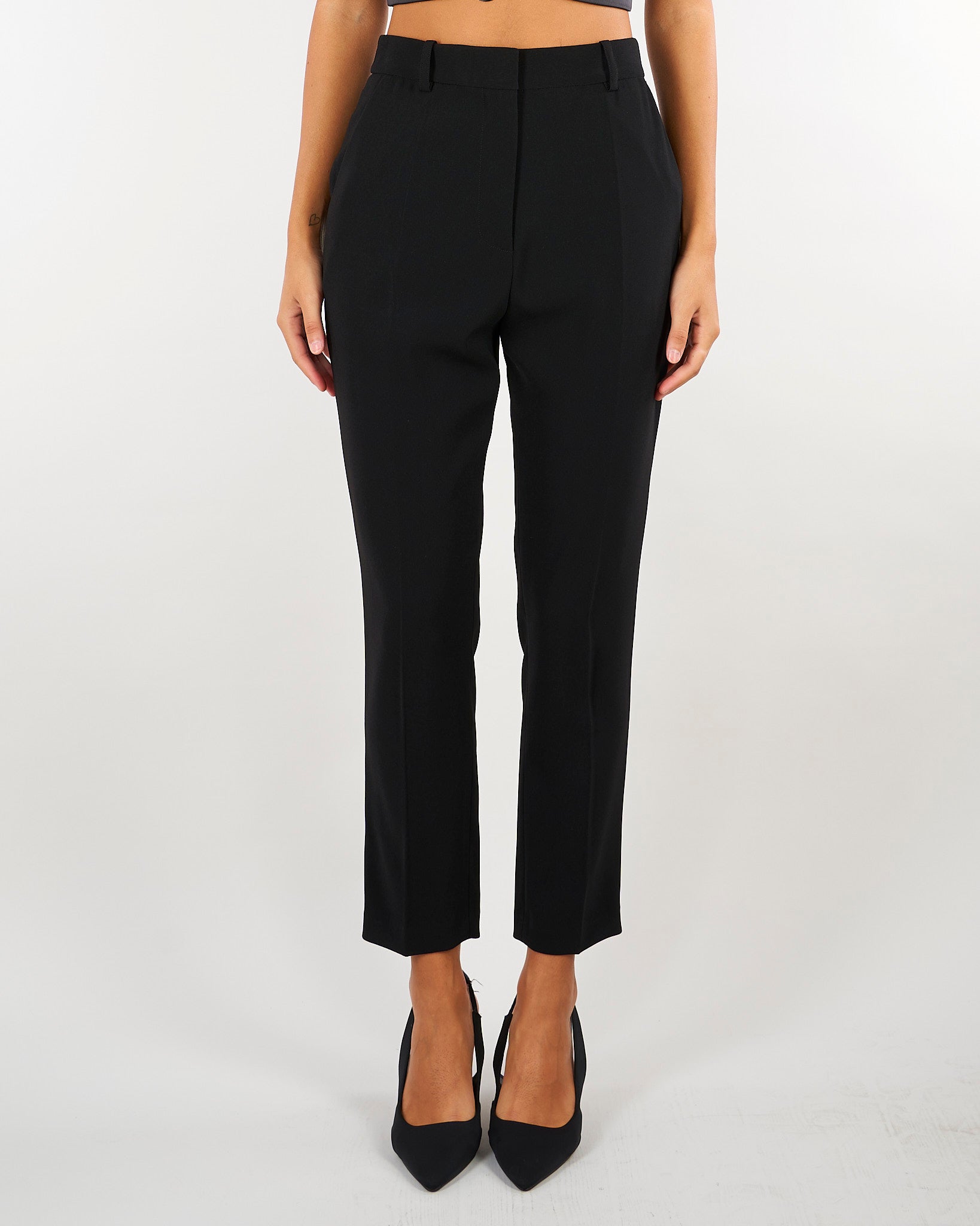 Pantaloni Nero in crêpe leggero PA20966E2 110 ELISABETTA FRANCHI 