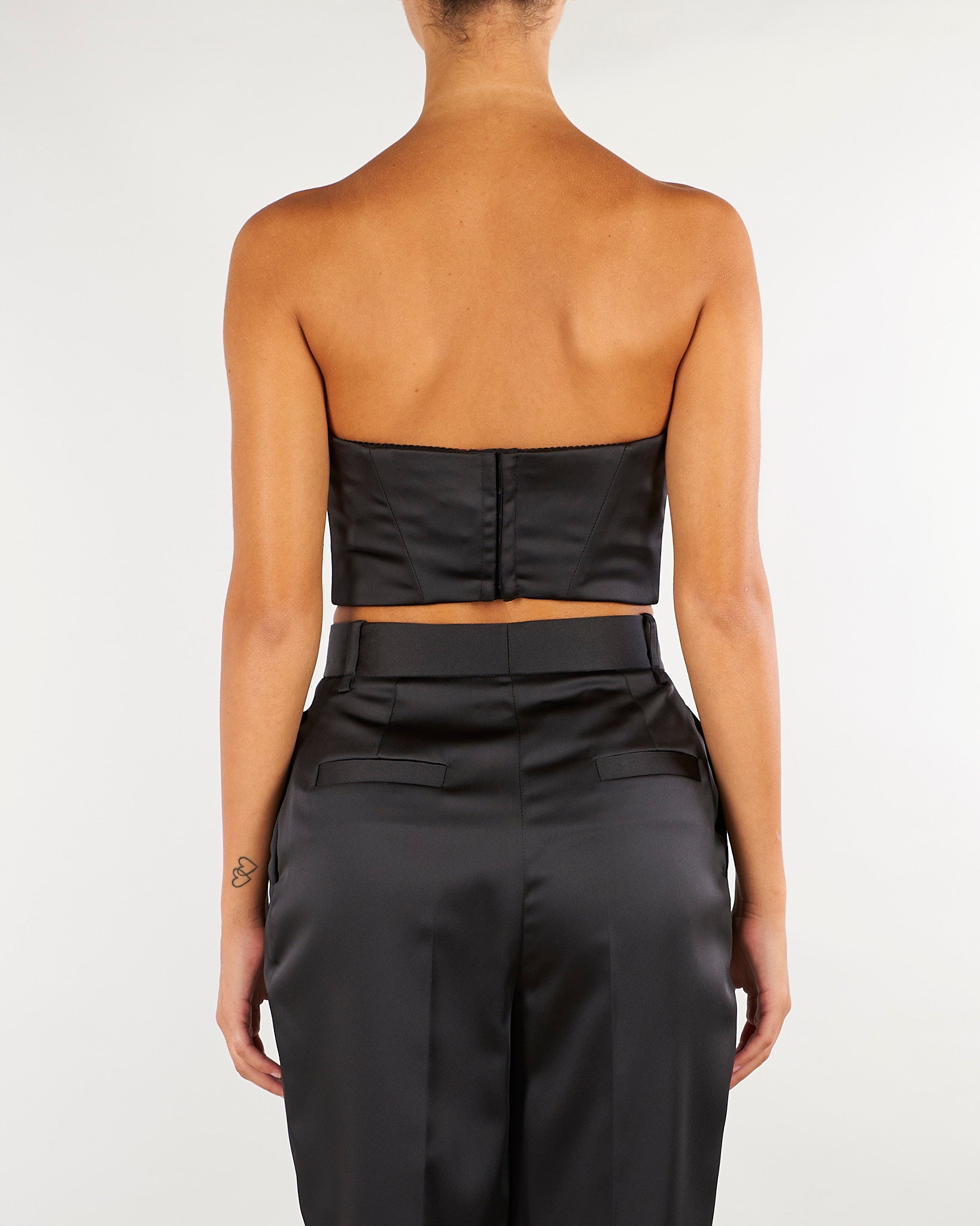 Top Nero in raso stretch TO06966E2 110 ELISABETTA FRANCHI 