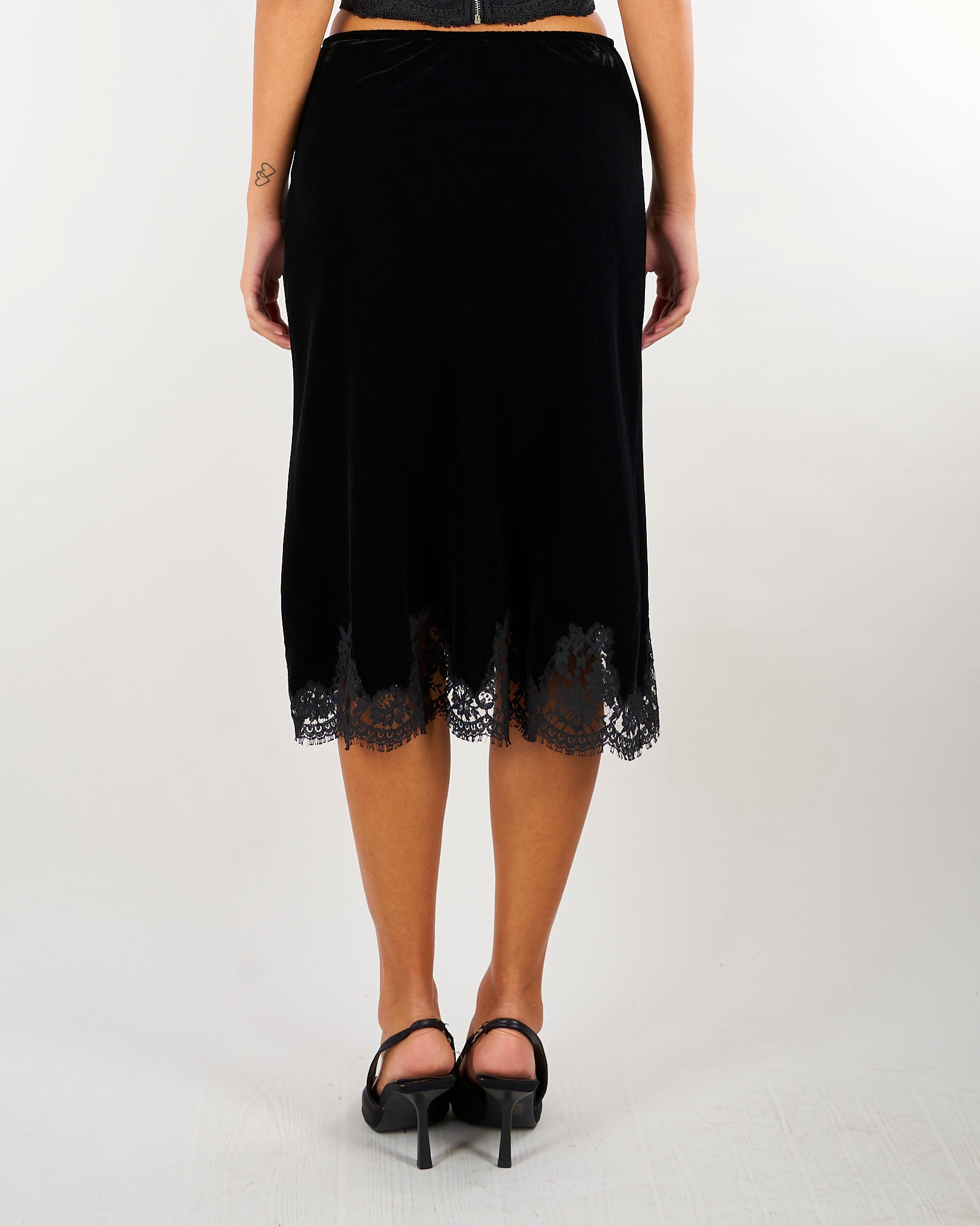Gonna Nera midi in velluto con inserti in pizzo D49EO043E4E MF099 ERMANNO BY ERMANNO SCERVINO 