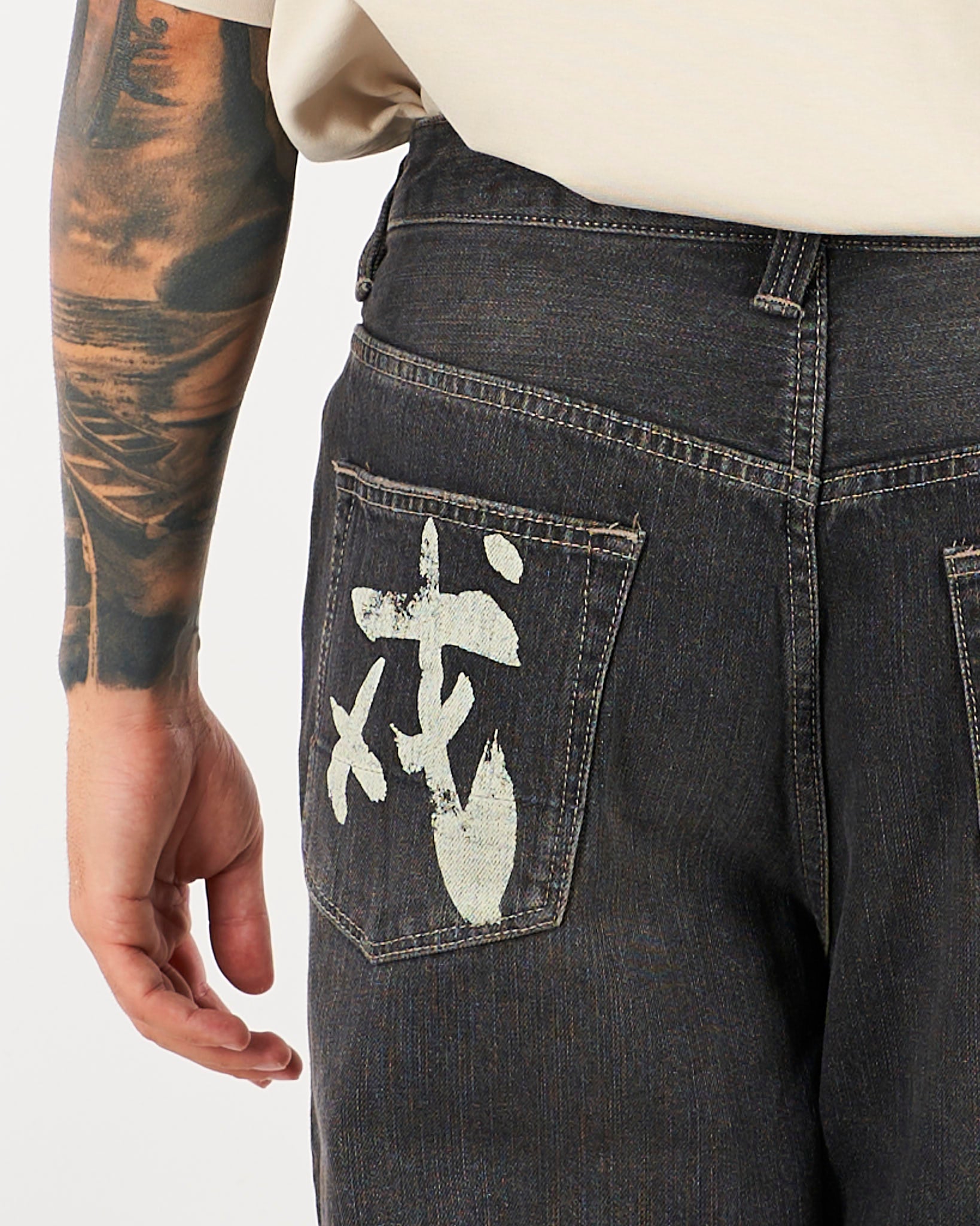 Jeans Nero con stampa gabbiano e rotture 2EAEJM6JE6011RXDN BLDD EVISU 
