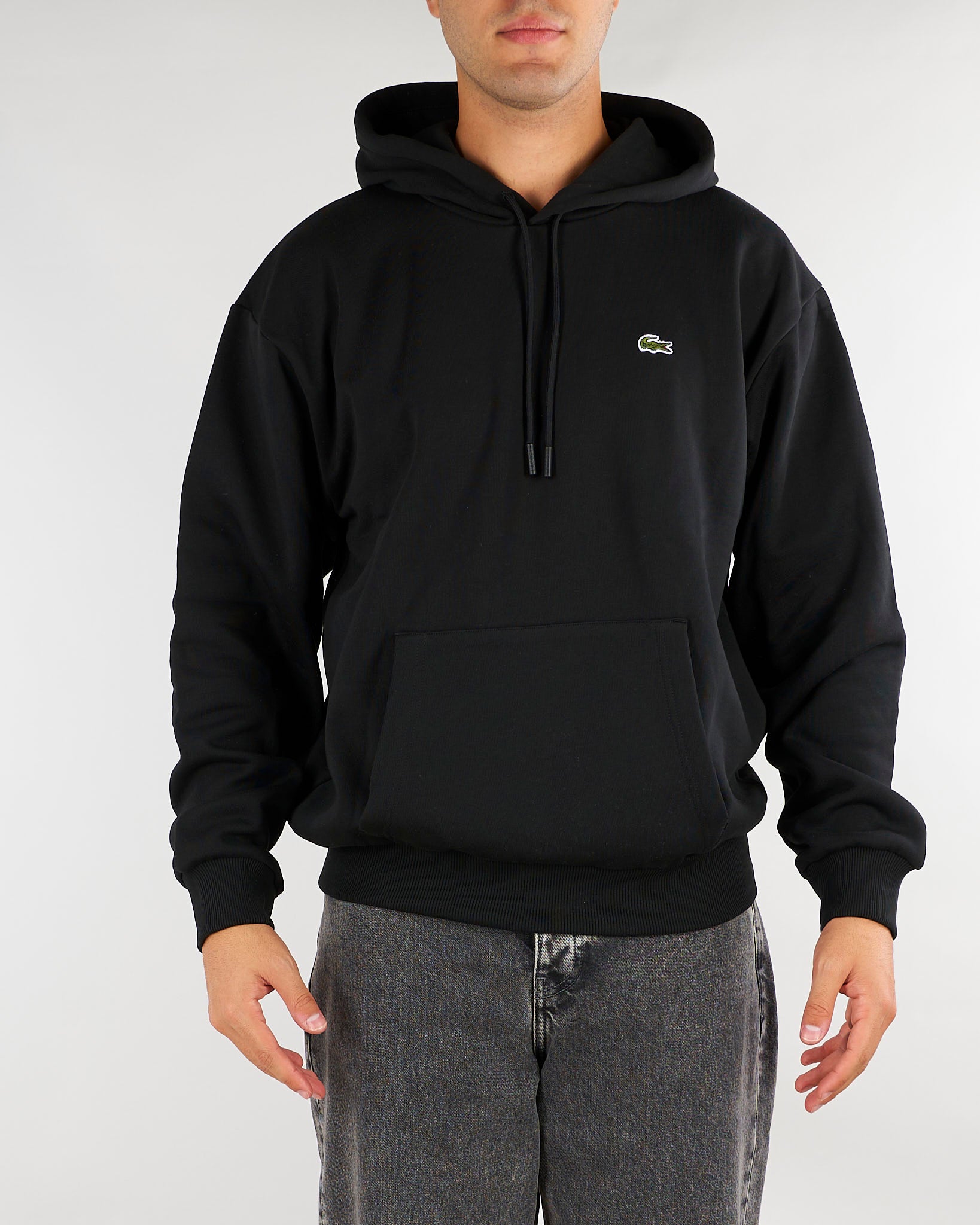 Felpa Nero con cappuccio in tessuto felpato con logo iconico SH8863 031 LACOSTE 
