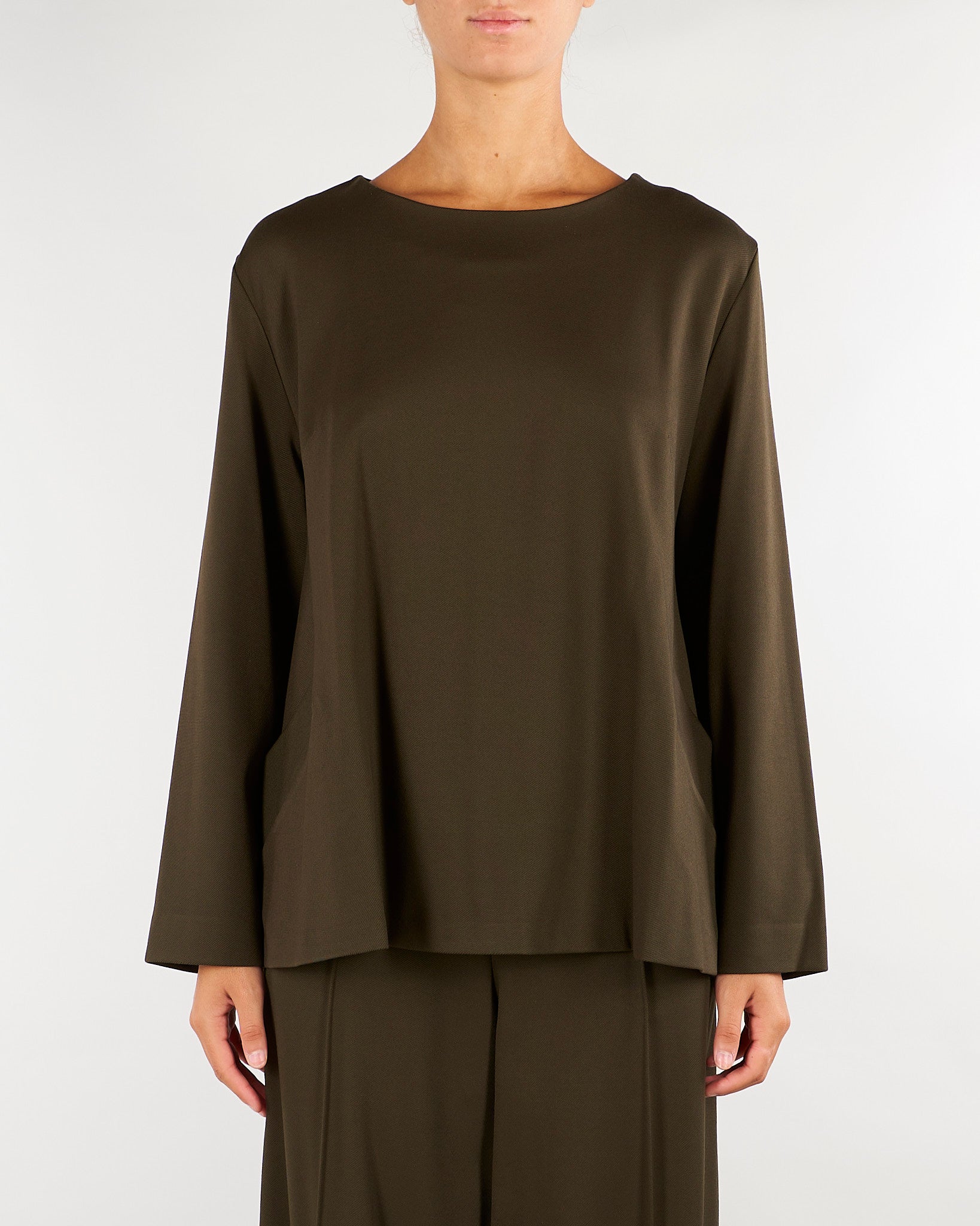 Blusa Verde girocollo dalla linea morbida M6FB05 464 MEIMEIJ 