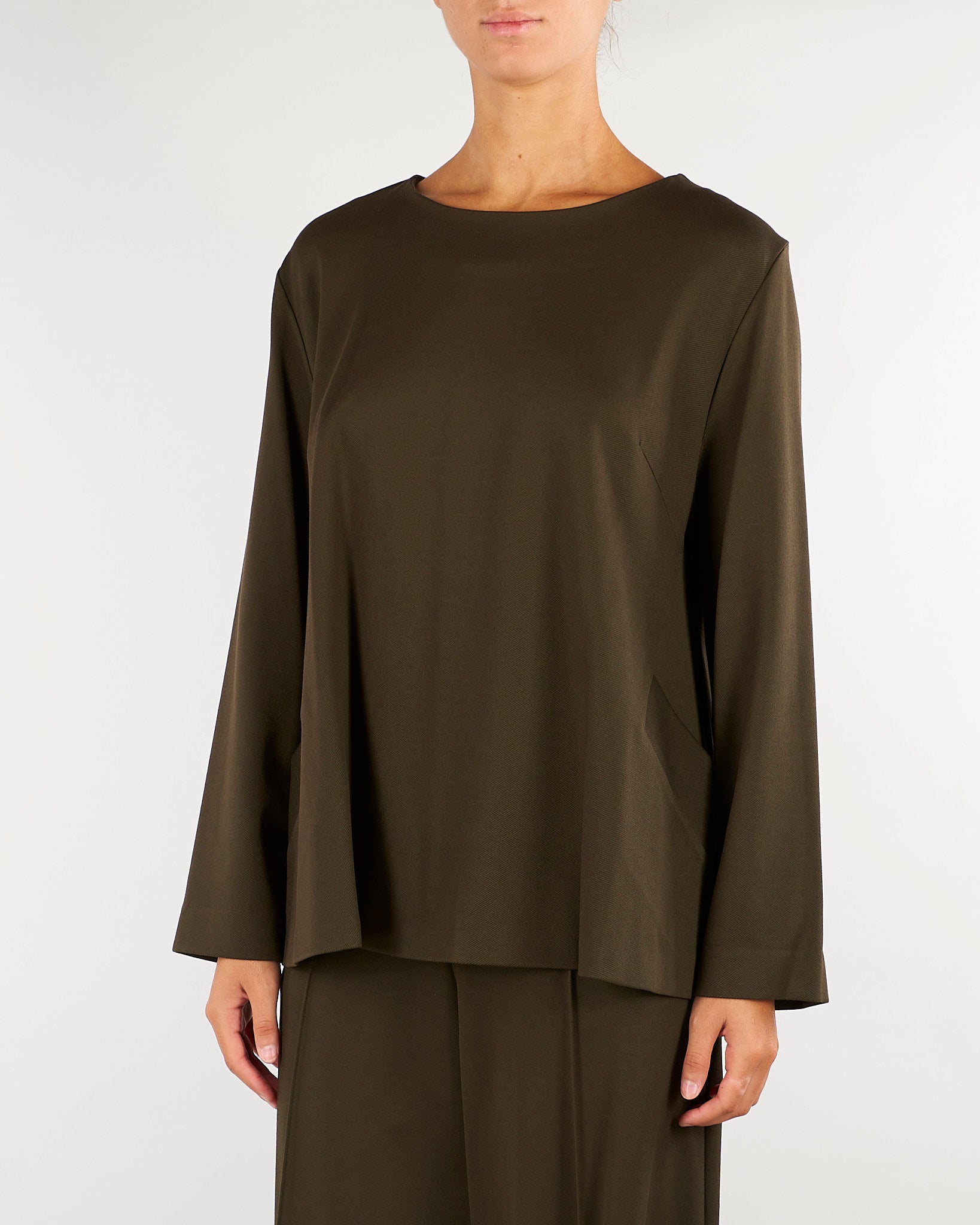 Blusa Verde girocollo dalla linea morbida M6FB05 464 MEIMEIJ 