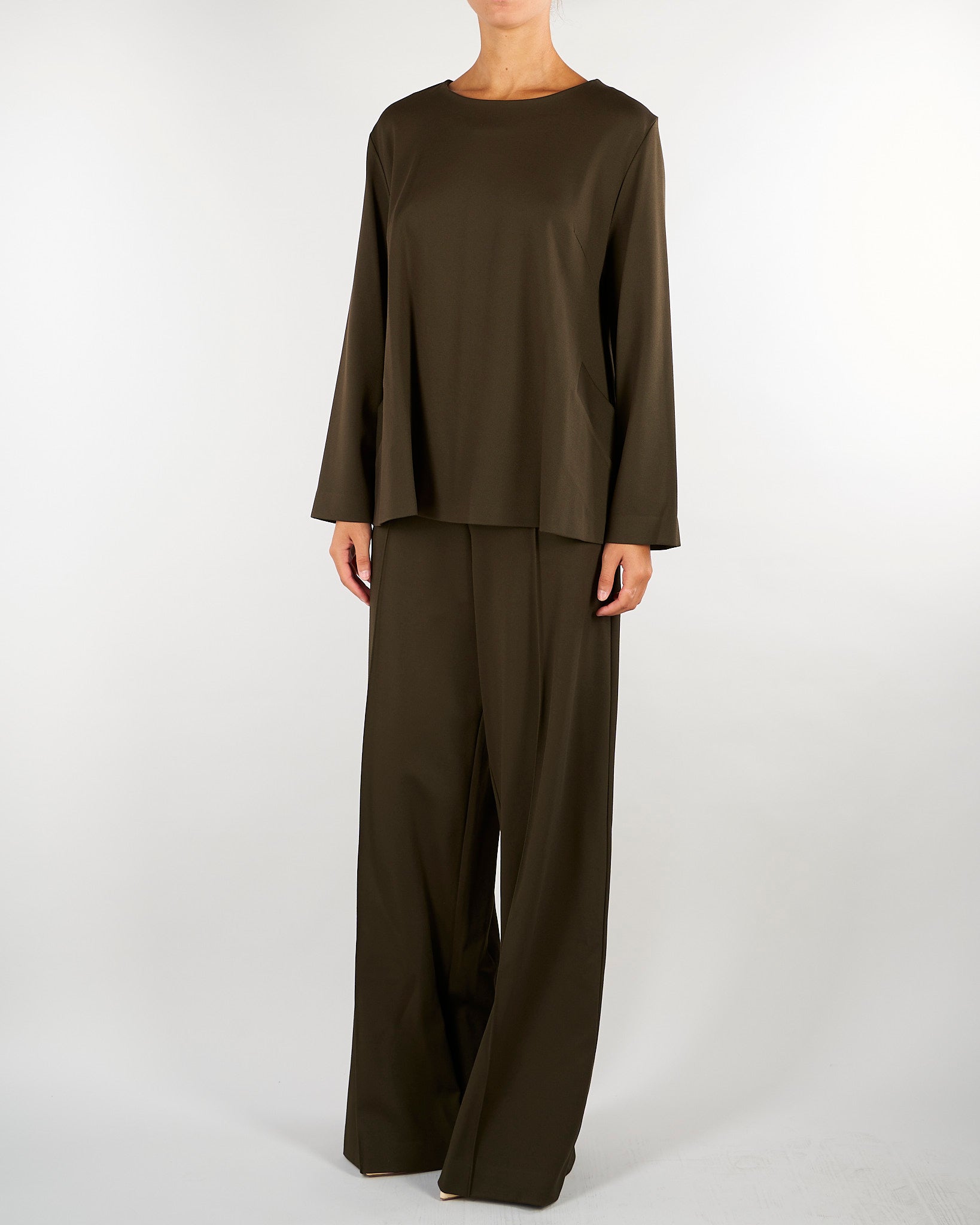 Blusa Verde girocollo dalla linea morbida M6FB05 464 MEIMEIJ 