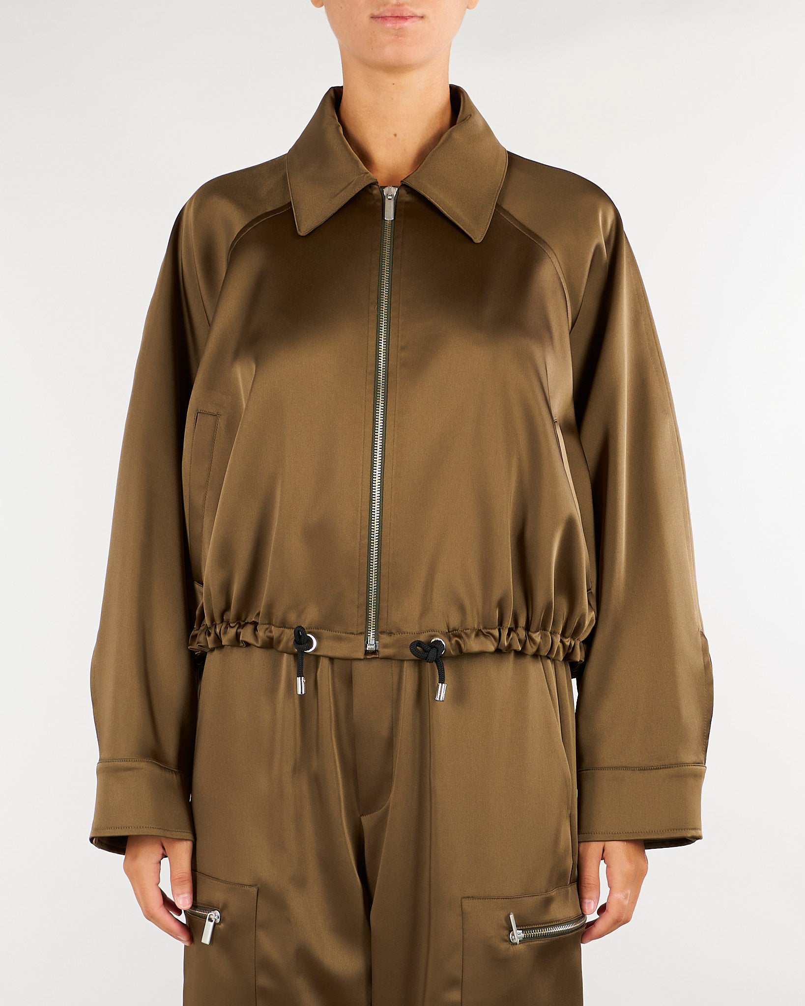 Giacca Verde con coulisse e zip in raso stretch M6FF04 449 MEIMEIJ 