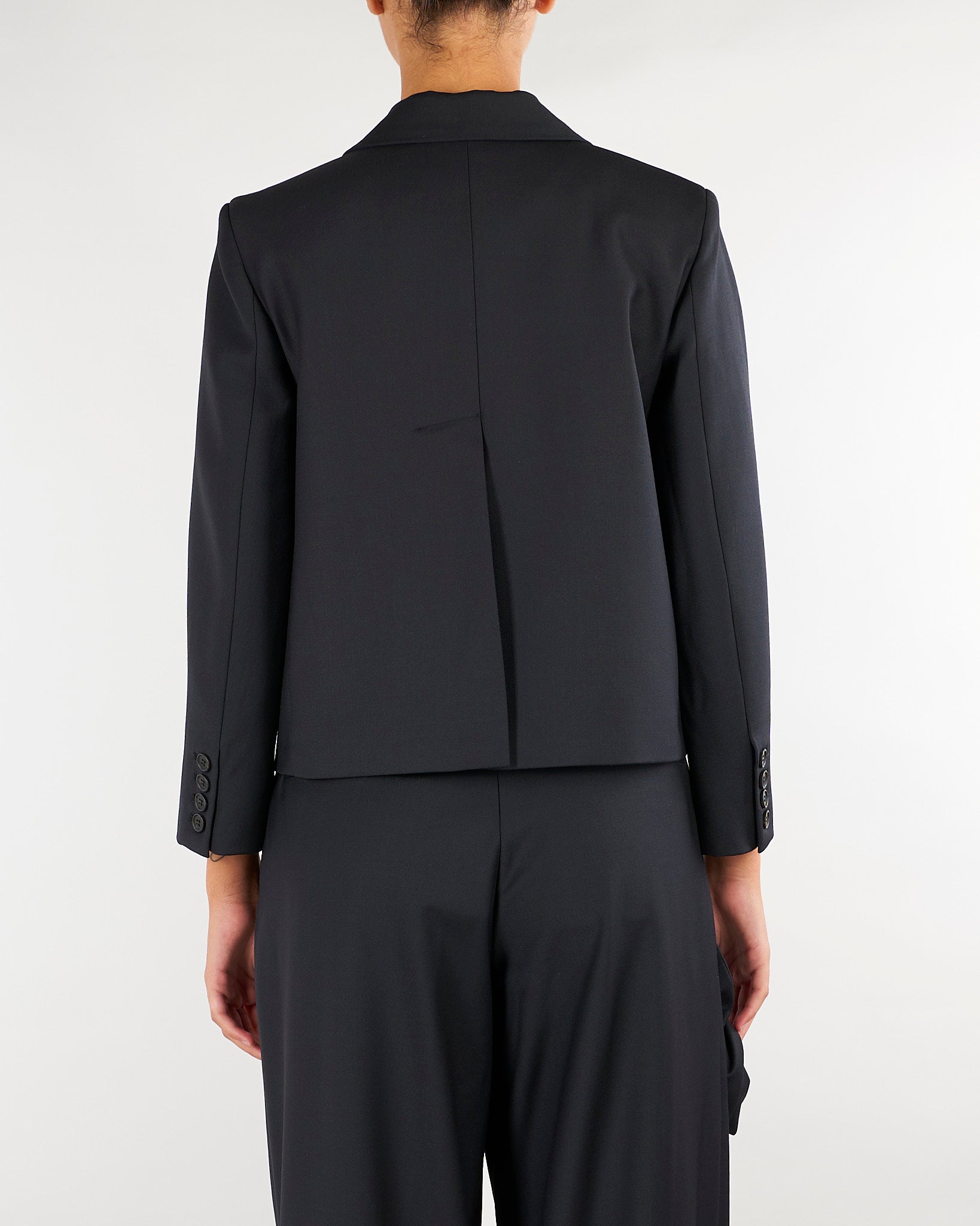 Giacca Nero cropped con dettagli floreali tridimensionali M6IH10 100 MEIMEIJ 