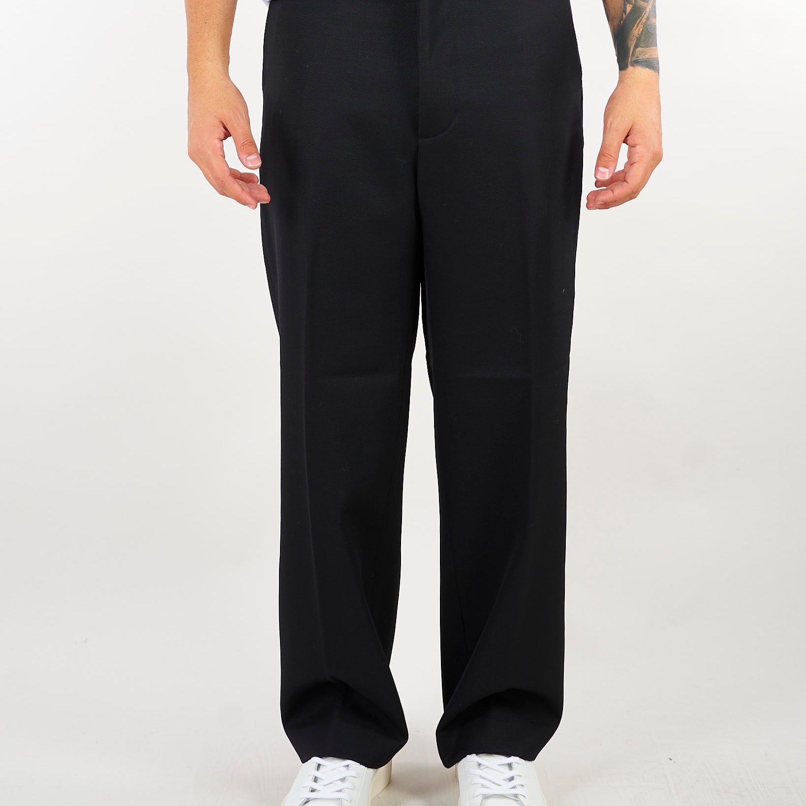 Pantalone Nero in fresco lana con gamba e fondo ampia AP87 99 NINE:INTHE:MORNING 
