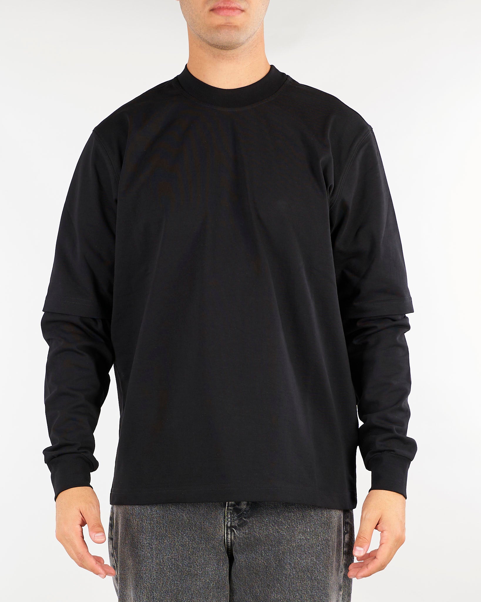 T-shirt Nero long sleeves Relaxed fit XM4308 99 YES LONDON 