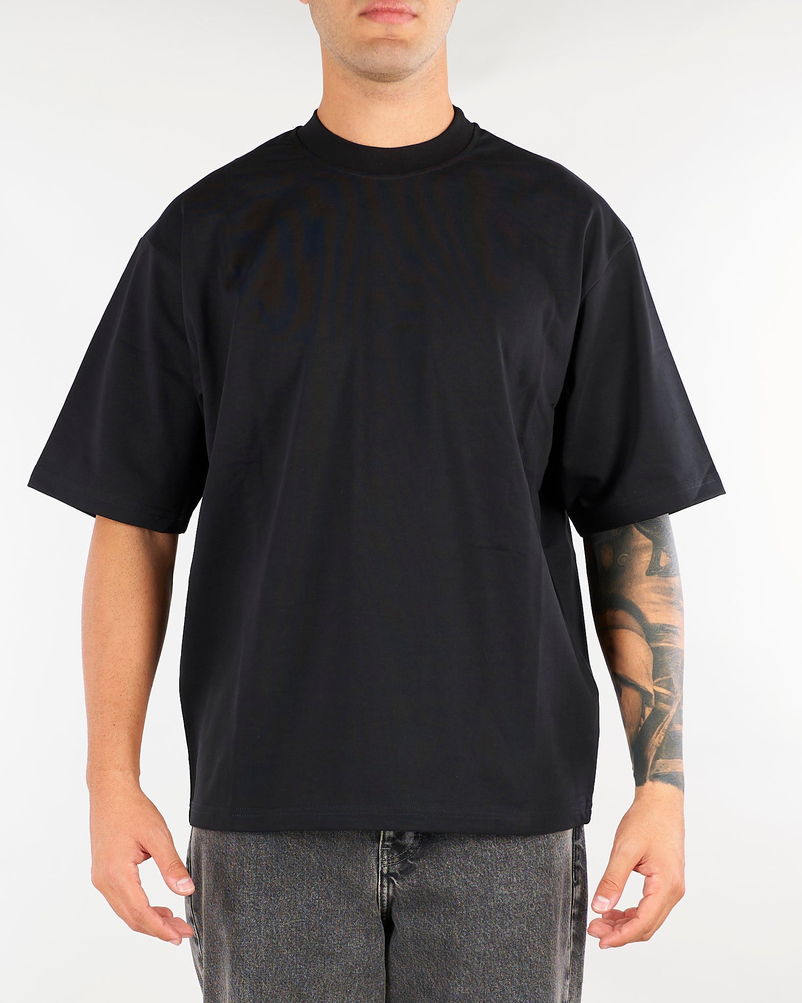 T-shirt Nero in cotone pesante Relaxed fit XM4309 99 YES LONDON 