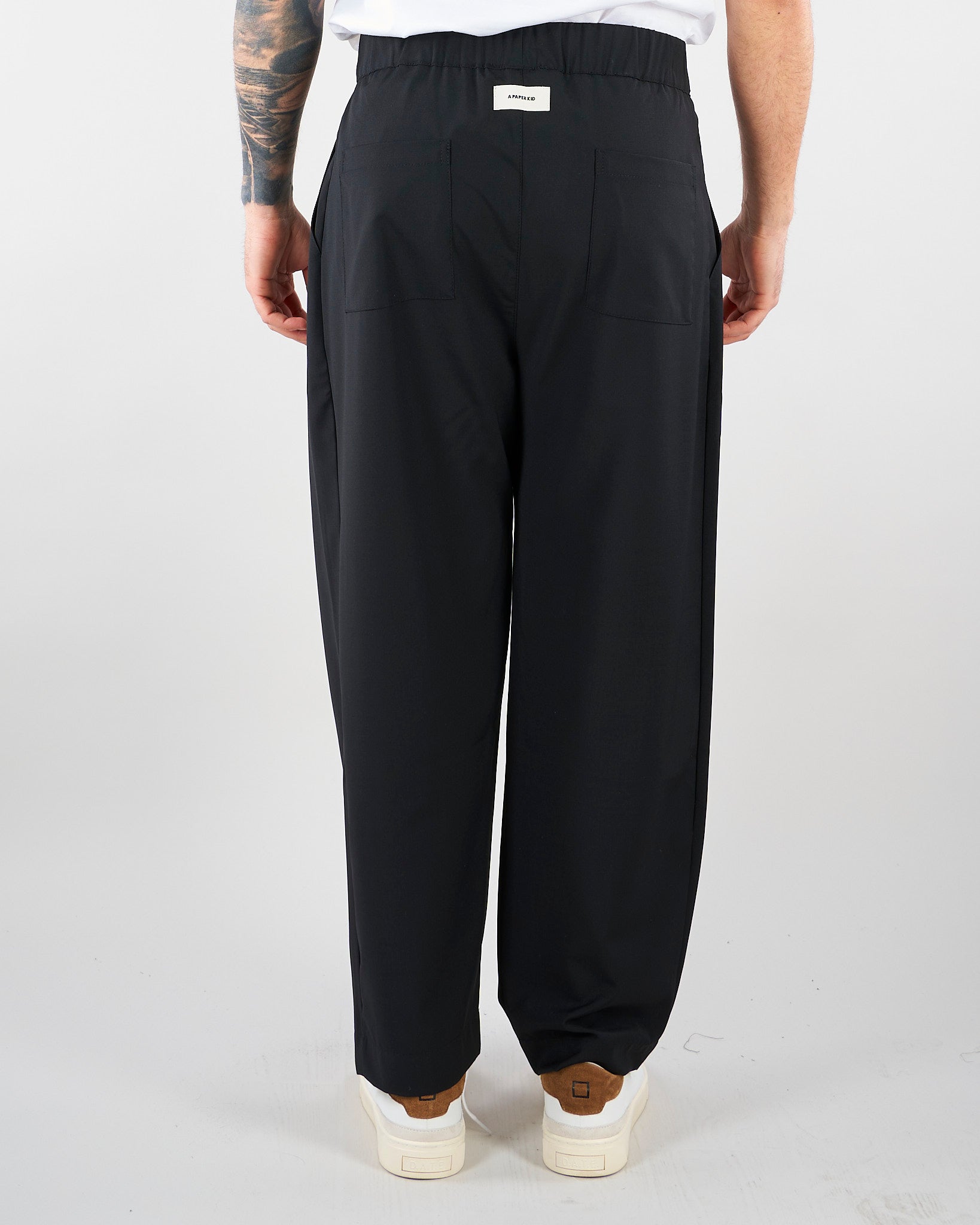 Pantalone Nero con elastico e pences Relaxed fit S6PKMAPA094 110 A PAPER KID 
