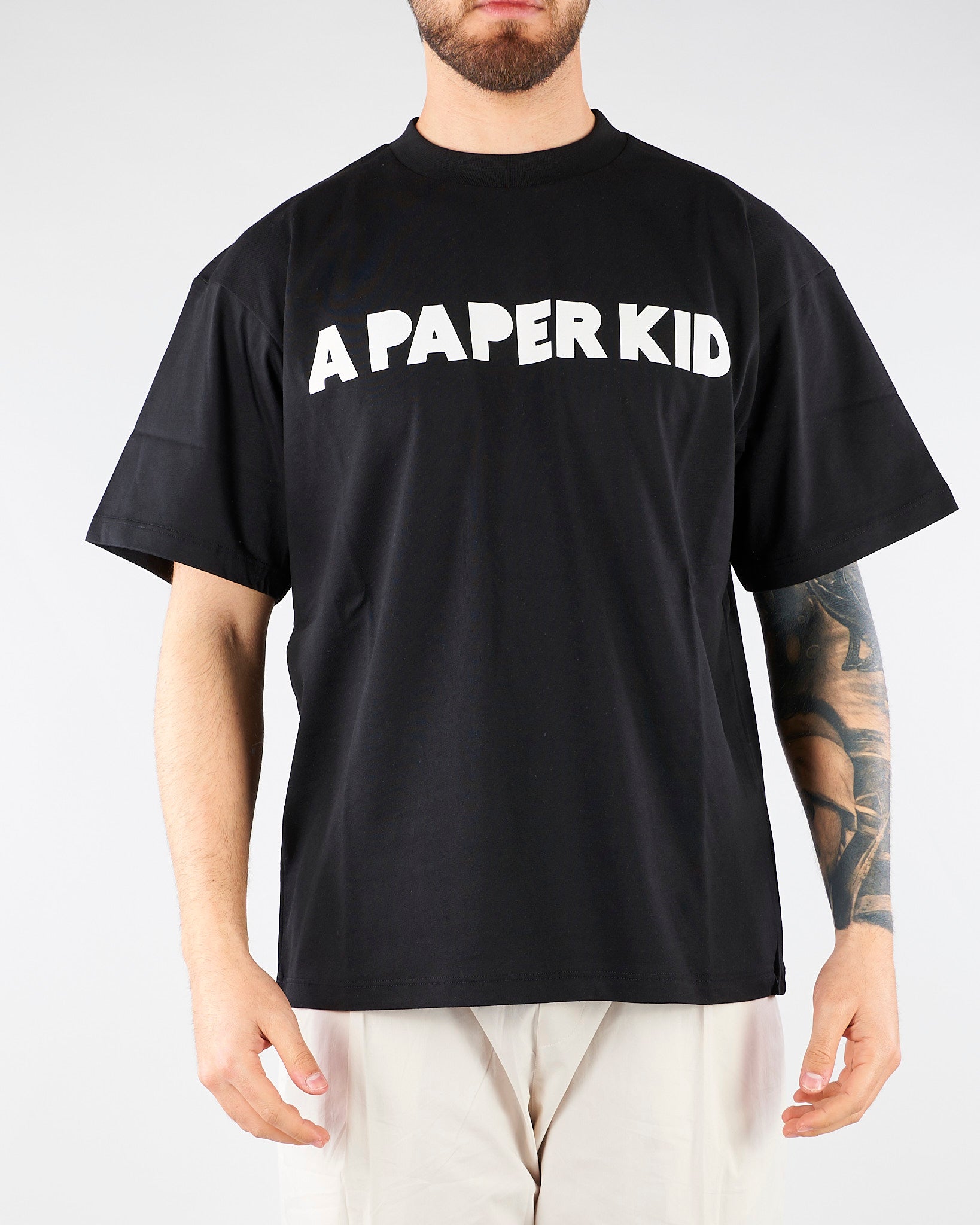 T-shirt Nero con stampa logo Relaxed Fit S6PKUATH154 110 A PAPER KID 