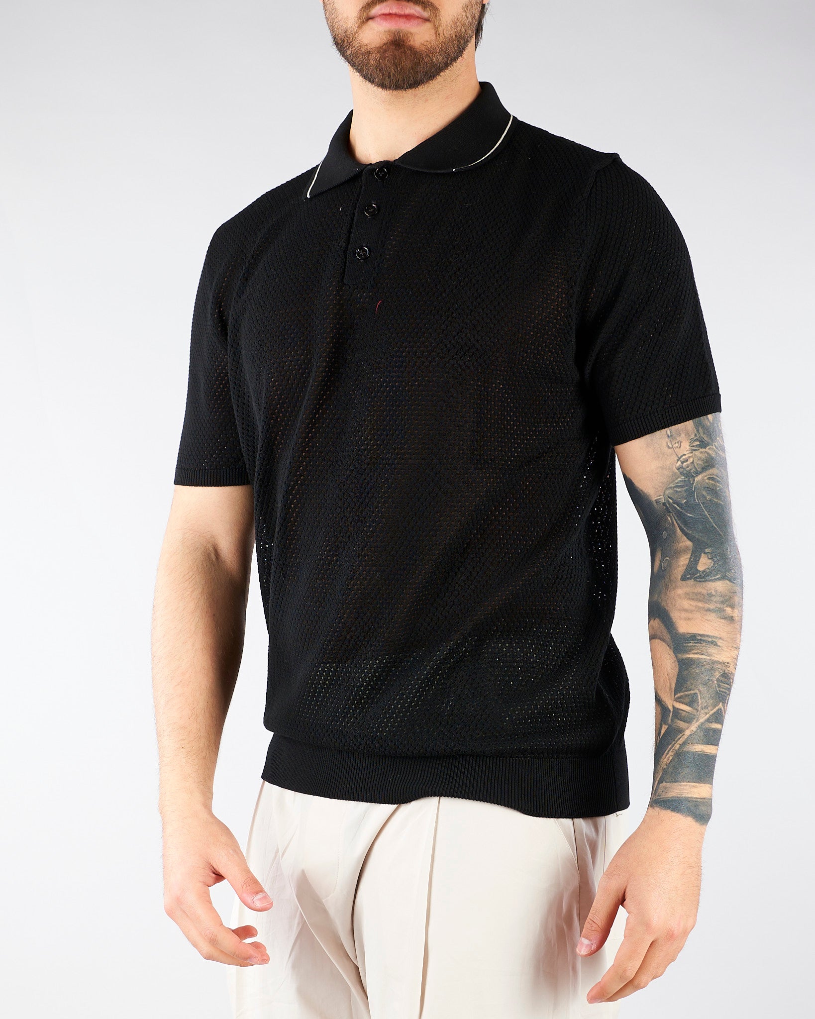 Polo Nero in maglia microforata con profili a contrasto B9AB0050 437 AMARANTO 