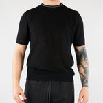 Maglia Nero in cotone microforato con profili a contrasto B9AB0054 438 AMARANTO 