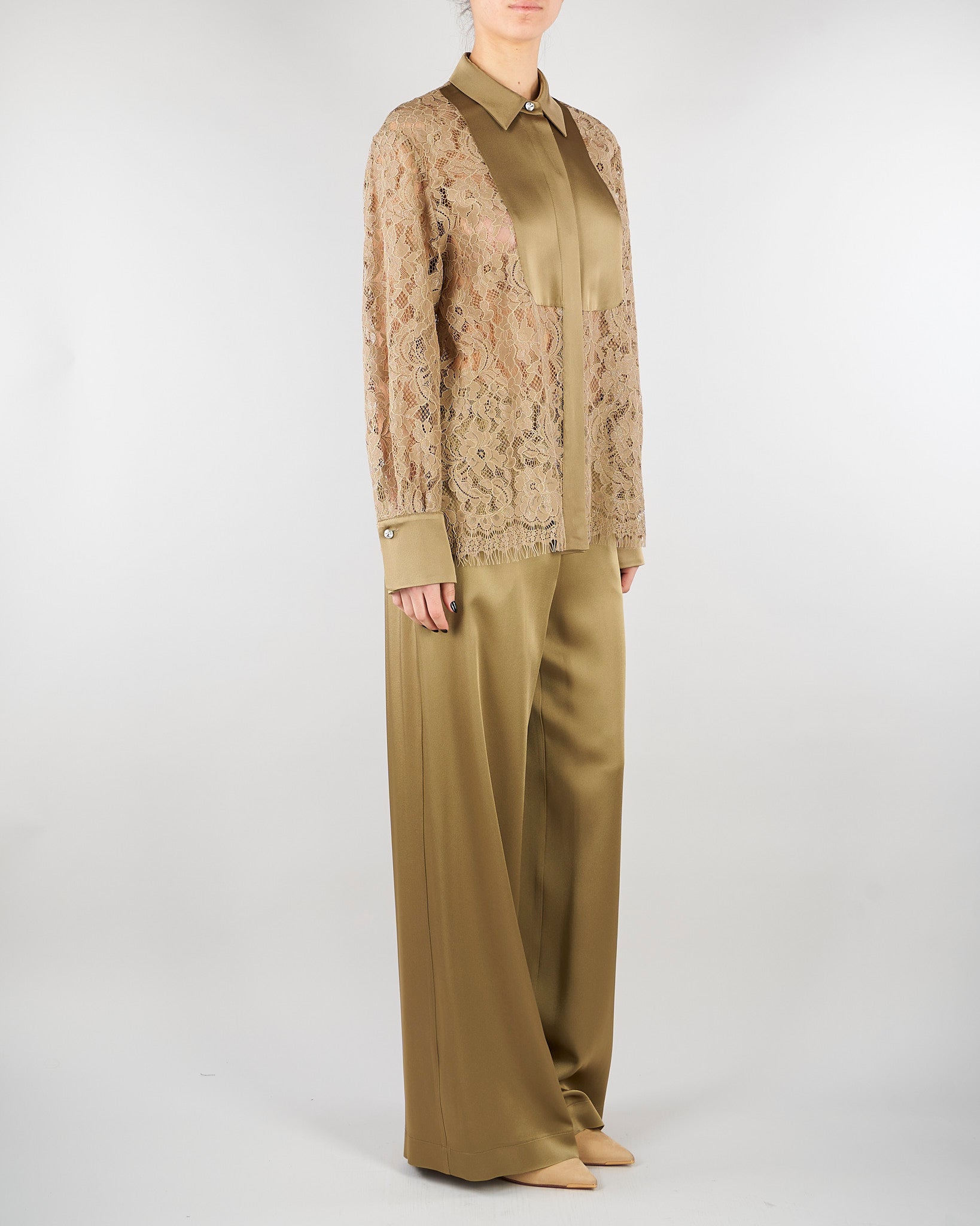 Camicia Verde in pizzo con dettagli in satin E3809739 30 CLIPS 