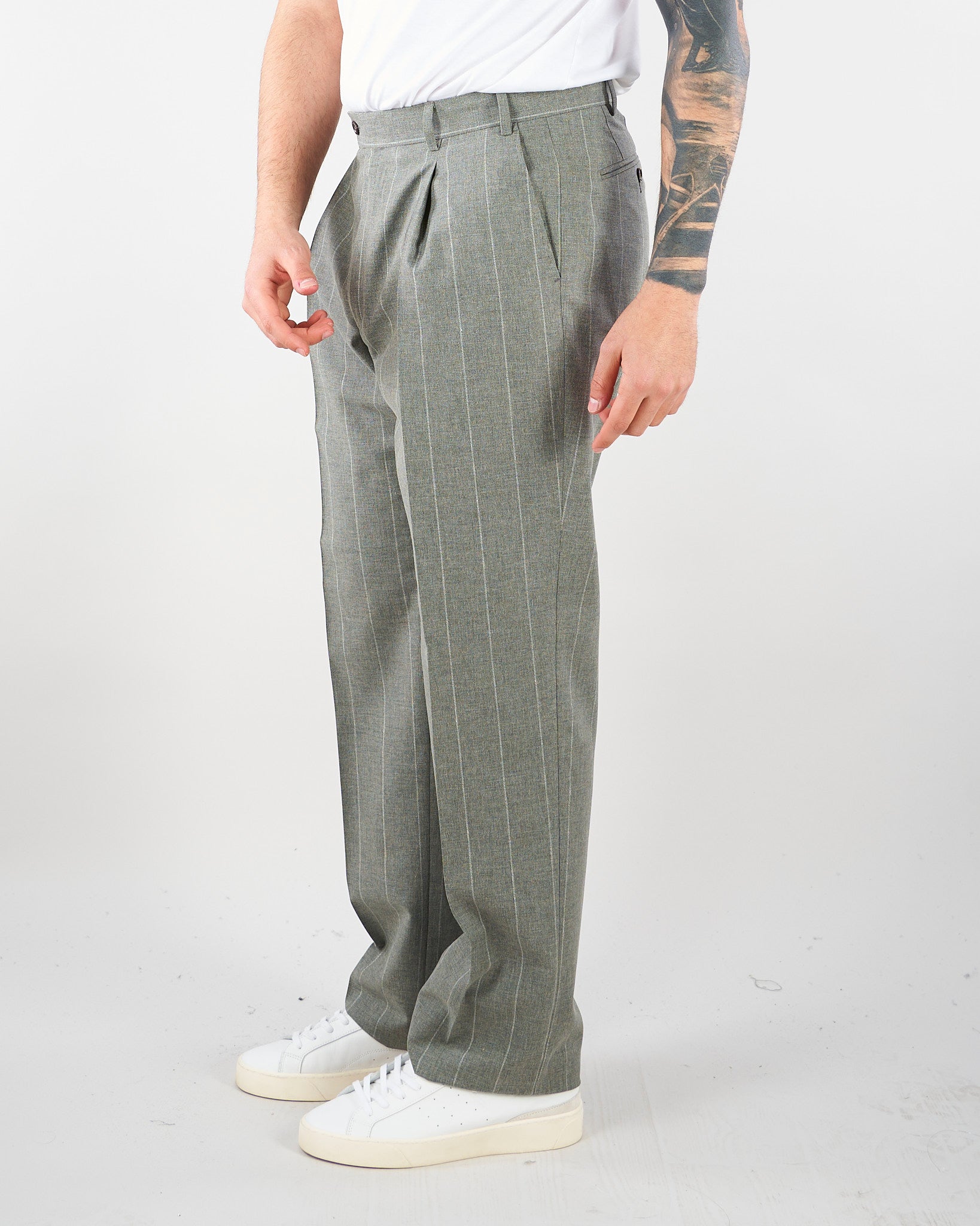 Abito Verde gessato doppiopetto 27NZ112767270 50 CORNELIANI 