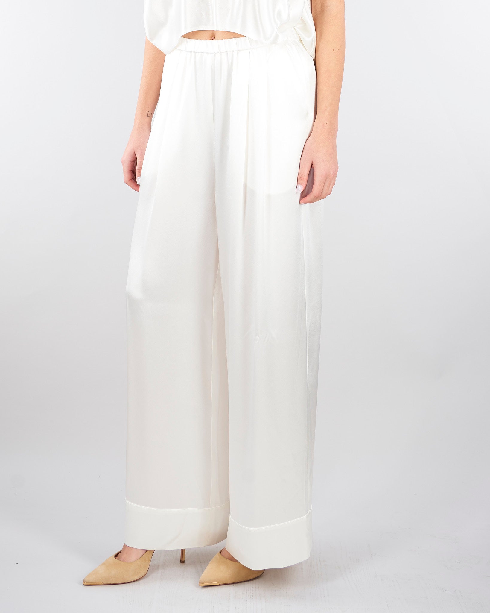Pantalone Bianco in satin con elastico in vita SS260046 1 ELEH 