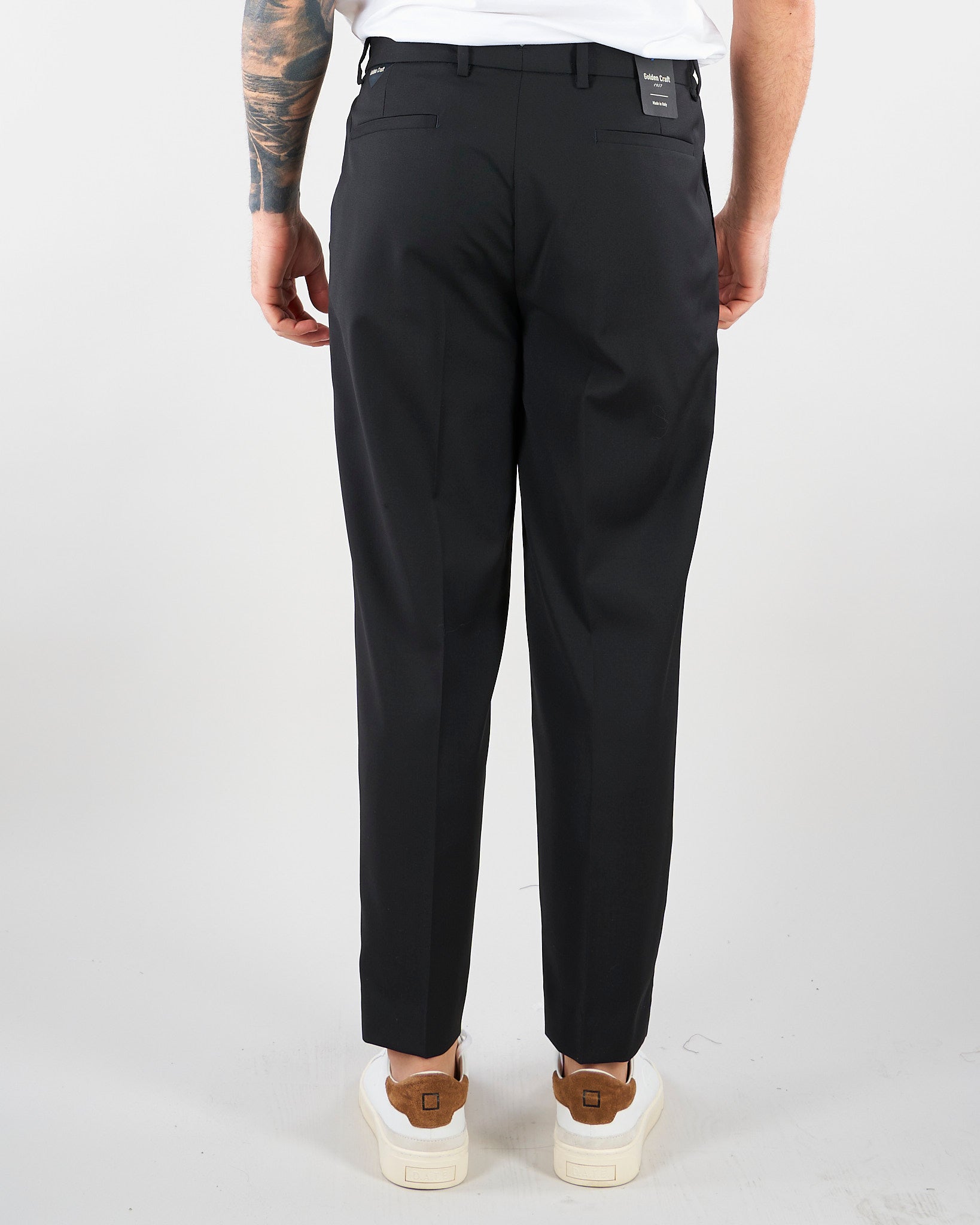 Pantalone Robin Nero in fresco lana con pences GC1PSS266900 D001 GOLDEN CRAFT 