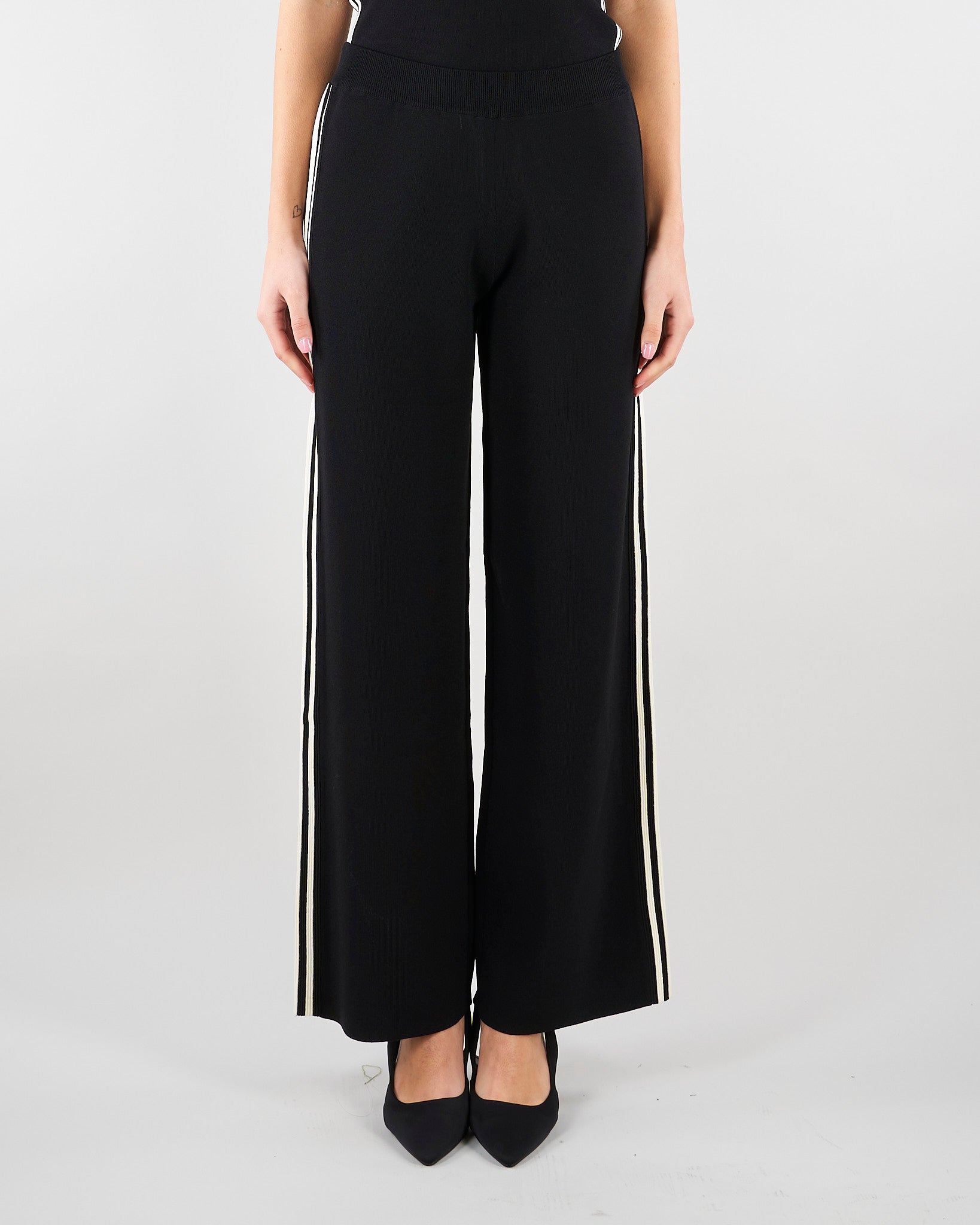 Pantalone in maglia Nero con profili a contrasto SP5NT013 0001 ICONA 