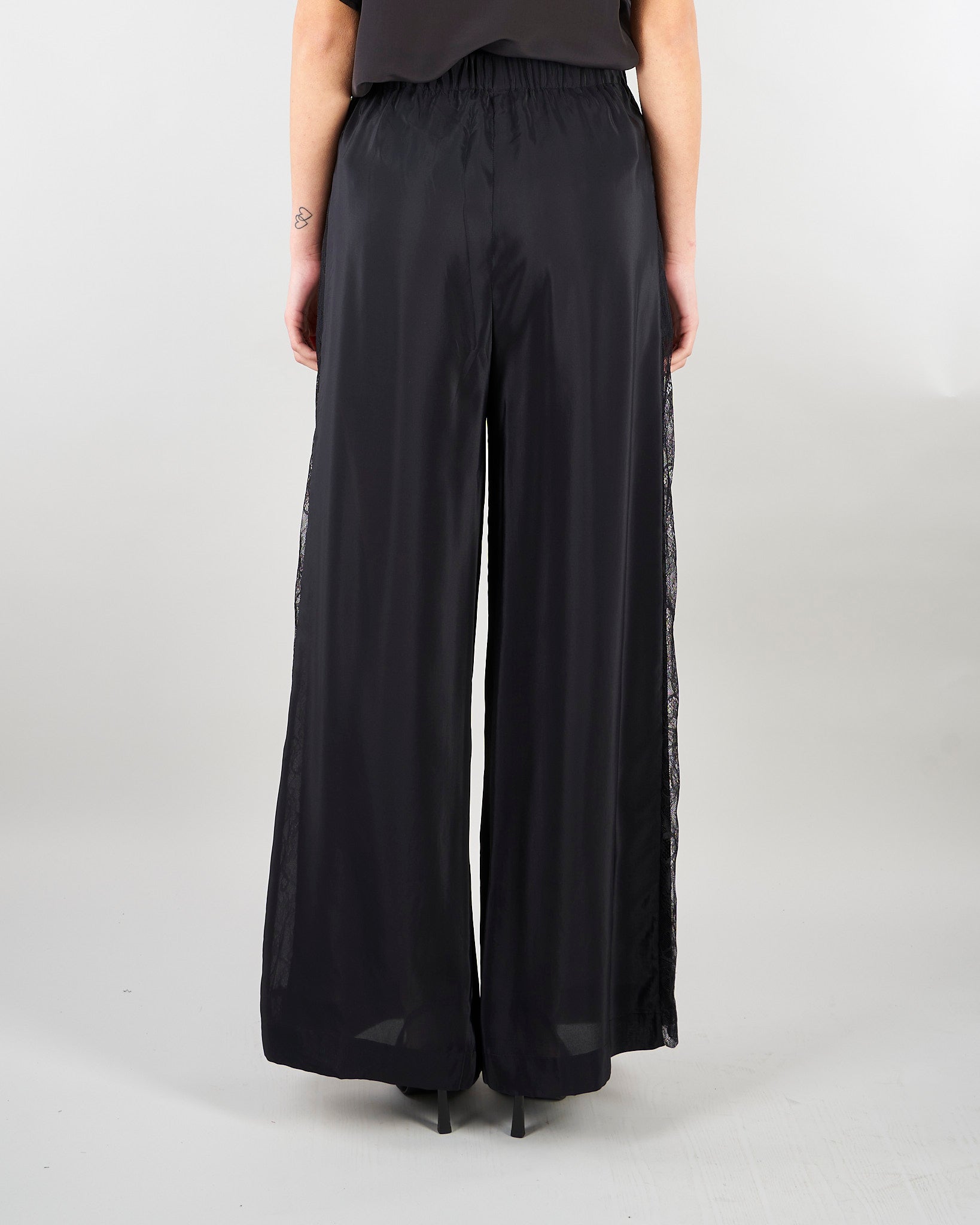 Pantalone Nero wide leg con inserti in pizzo SP5NT031 0001 ICONA 