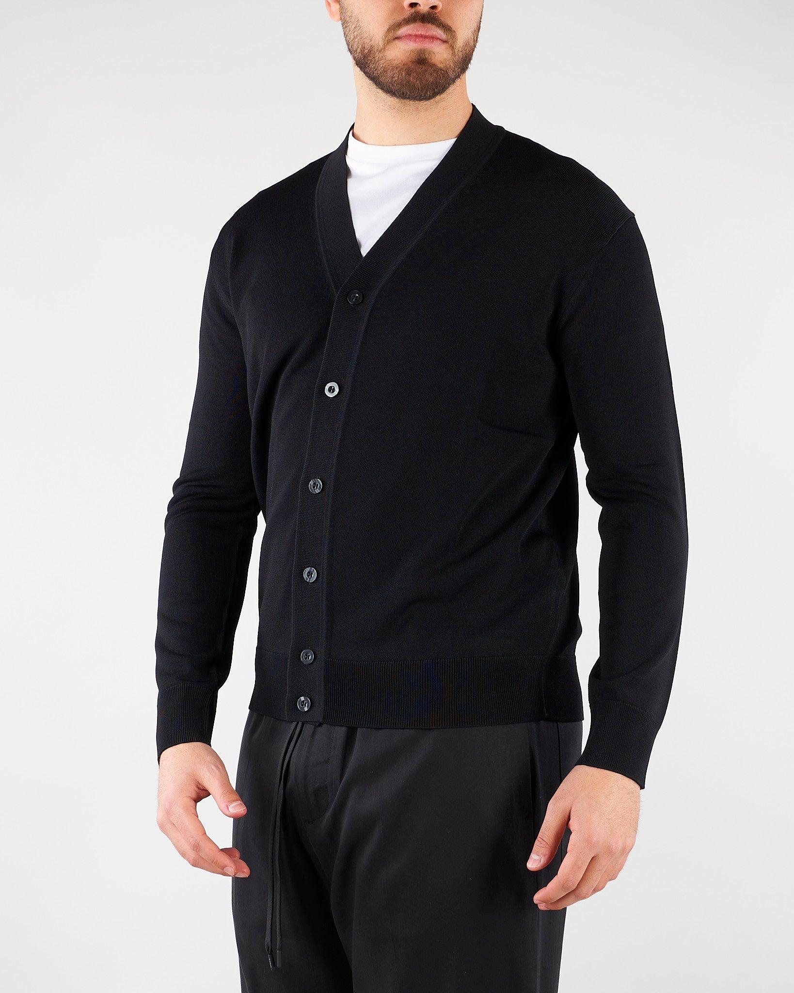Cardigan Nero in maglia di viscosa LM26003 D001 LOW BRAND 