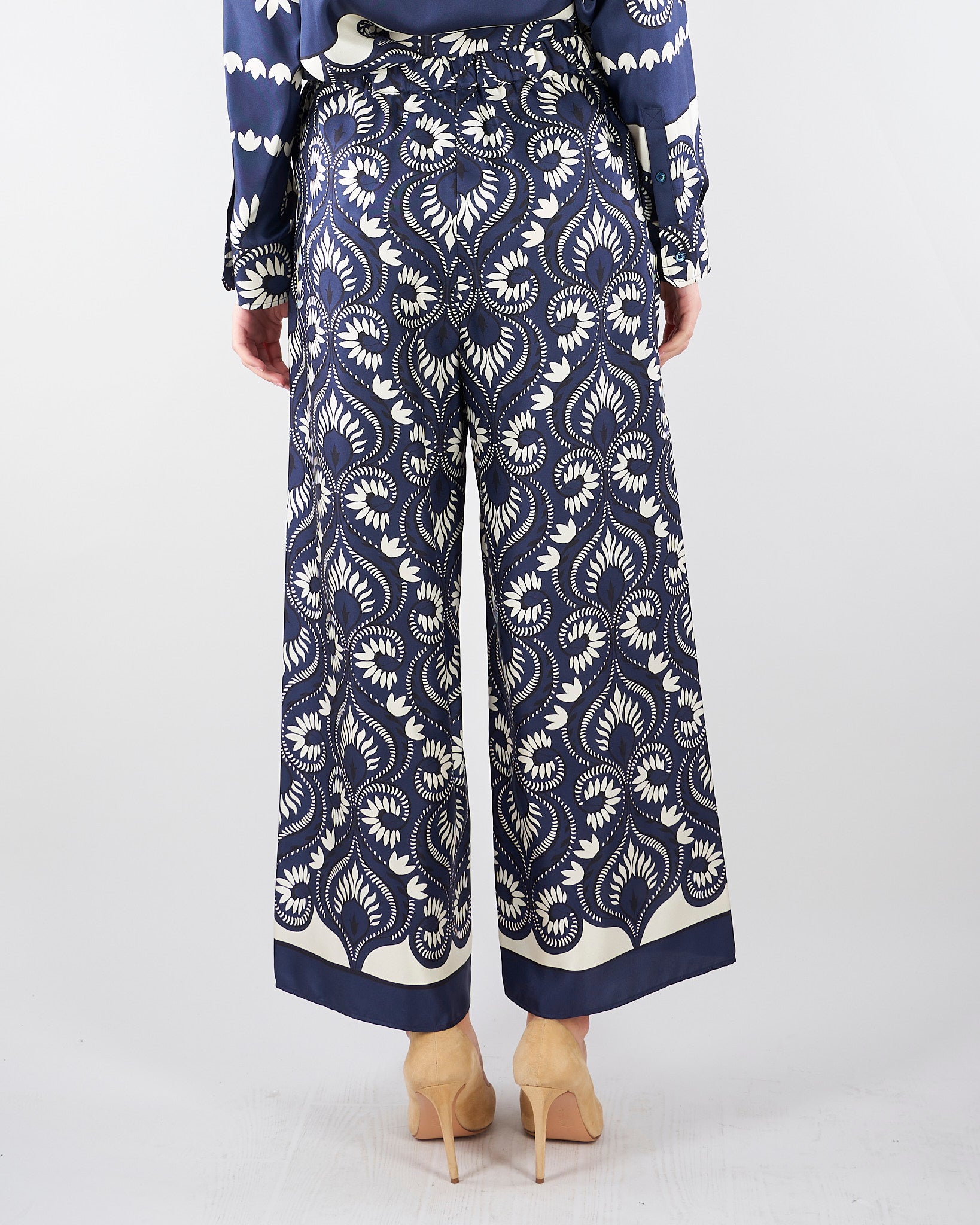Pantalone Blu-Bianco in seta stampata. WKDOTTICO 1 MAX MARA WEEKEND 