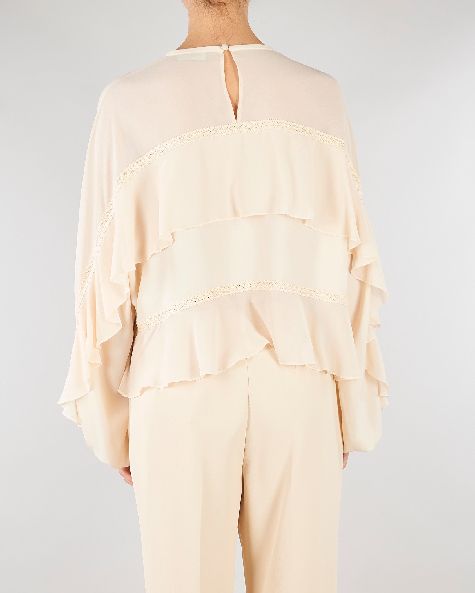 Blusa Fuji crema con balze FUJI 690 NENETTE 