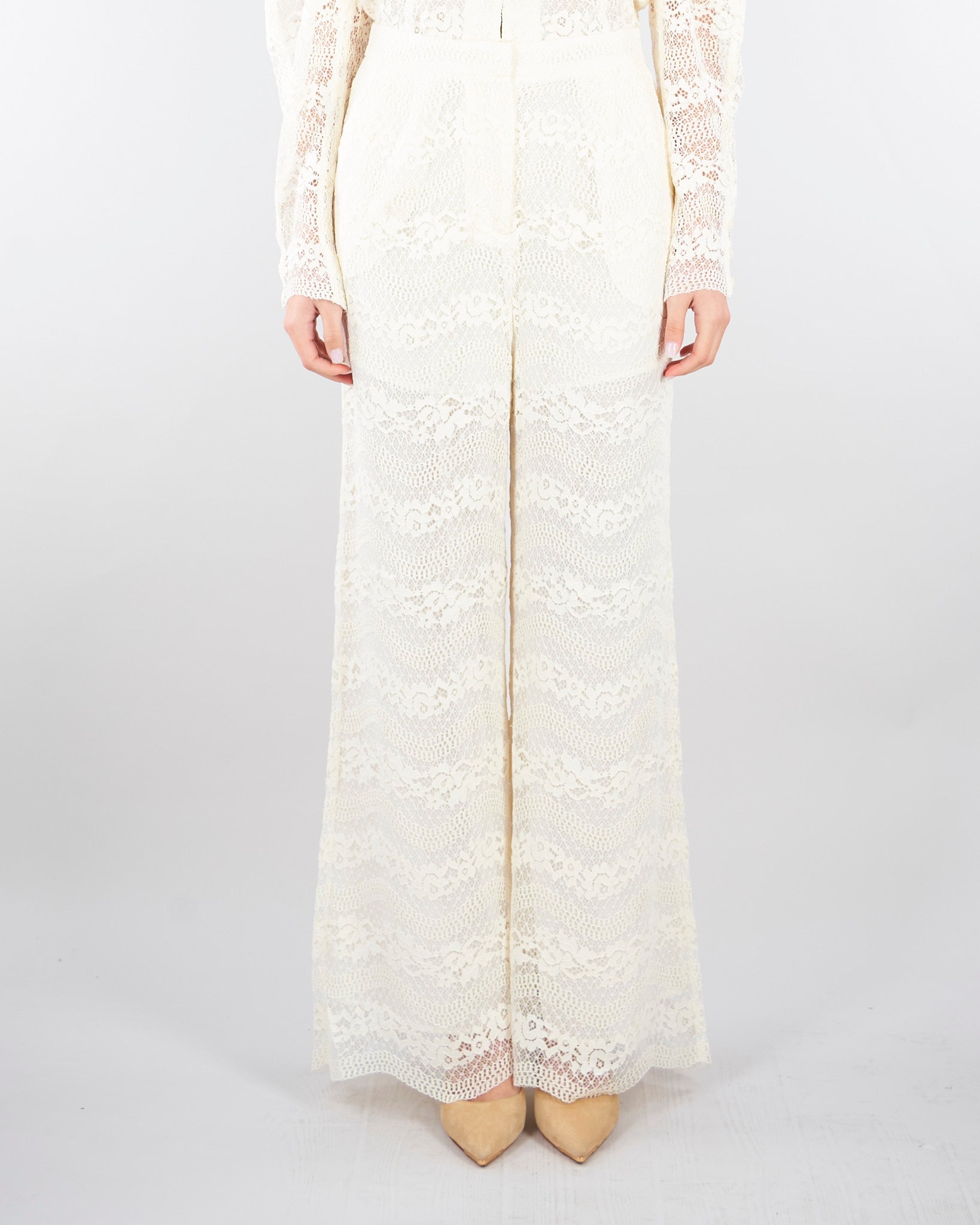 Pantaloni Burro ampi in pizzo macramè TP2901 59 TWIN SET 