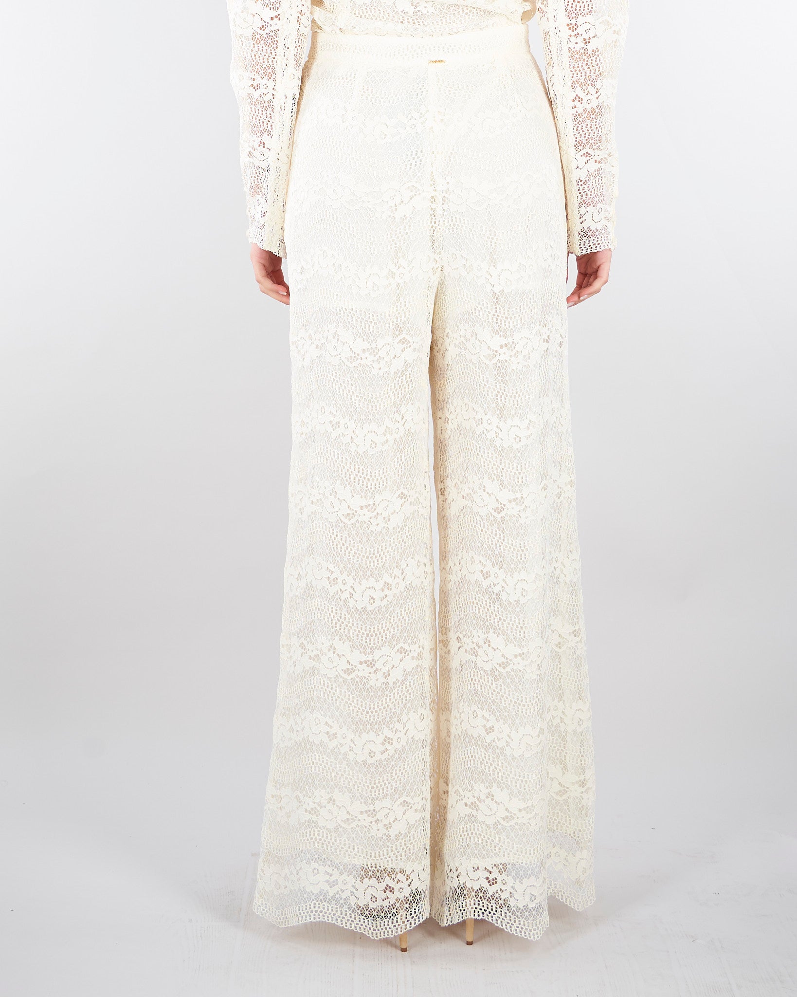 Pantaloni Burro ampi in pizzo macramè TP2901 59 TWIN SET 