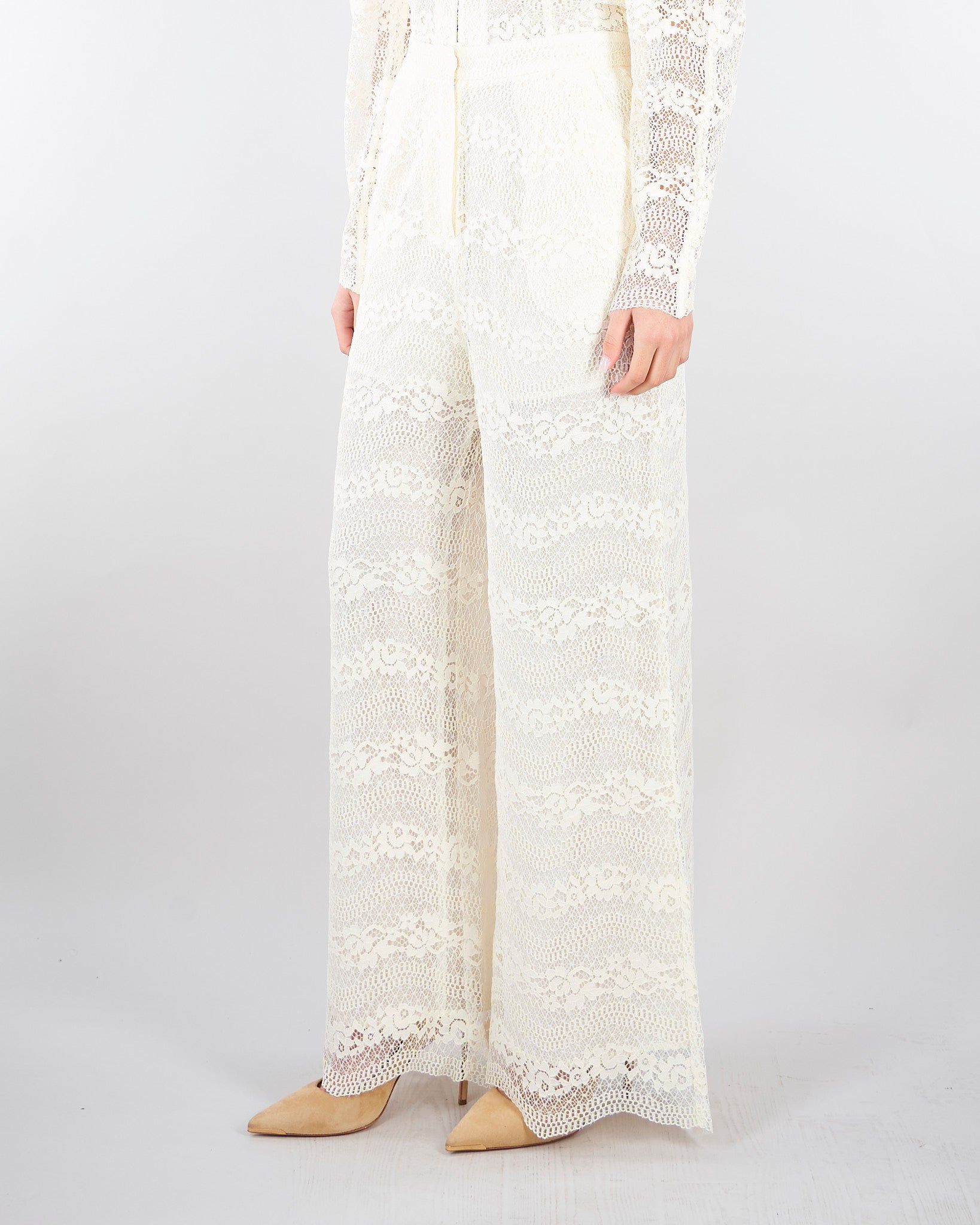 Pantaloni Burro ampi in pizzo macramè TP2901 59 TWIN SET 