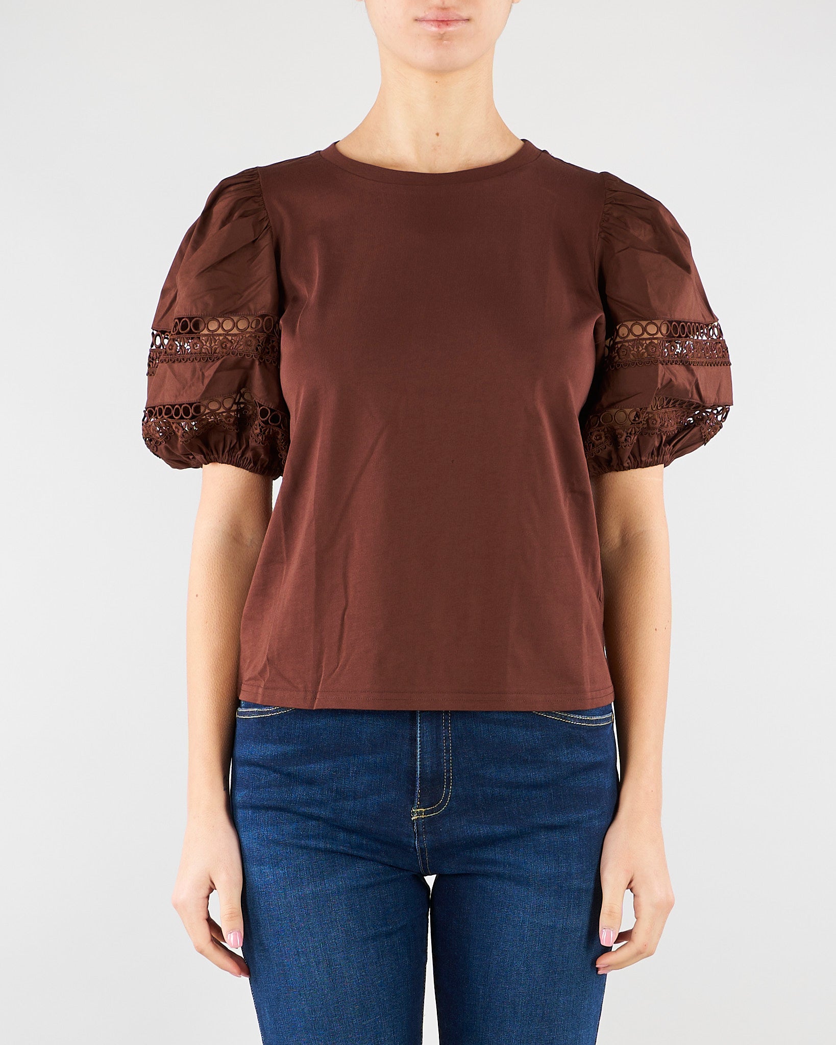 T-shirt Coffe con maniche a sbuffo e ricamo sangallo TT2260 12110 TWIN SET 