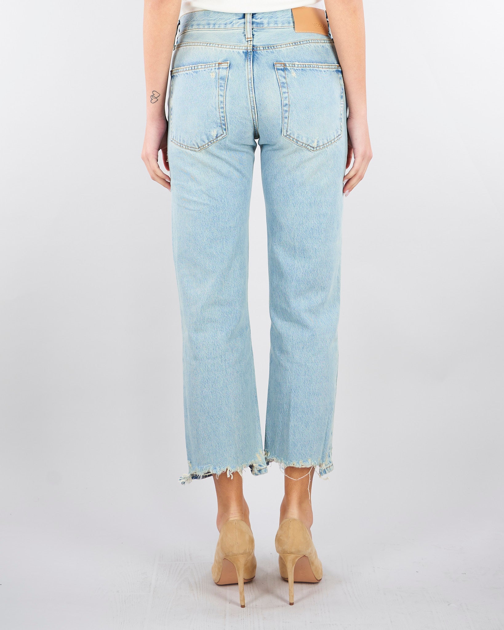 Jeans cropped con fondo a taglio vivo DAB5121 47 VICOLO 