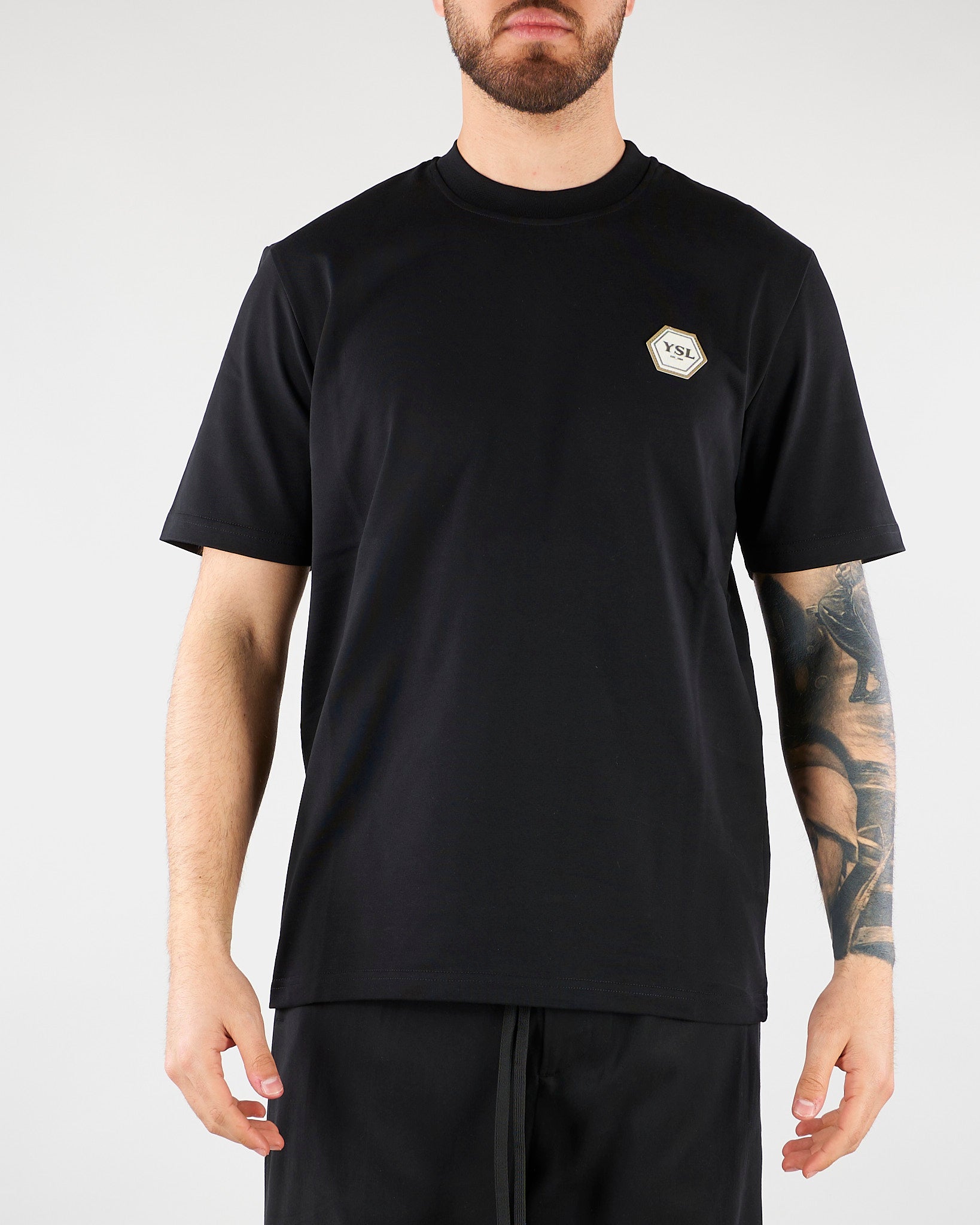 T-shirt Nero in cotone pesante con patch logo XM4296 99 YES LONDON 