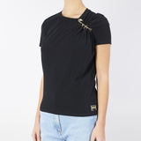 T-shirt in jersey con spilla gioiello