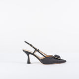 Slingback in rafia con accessorio sul davanti