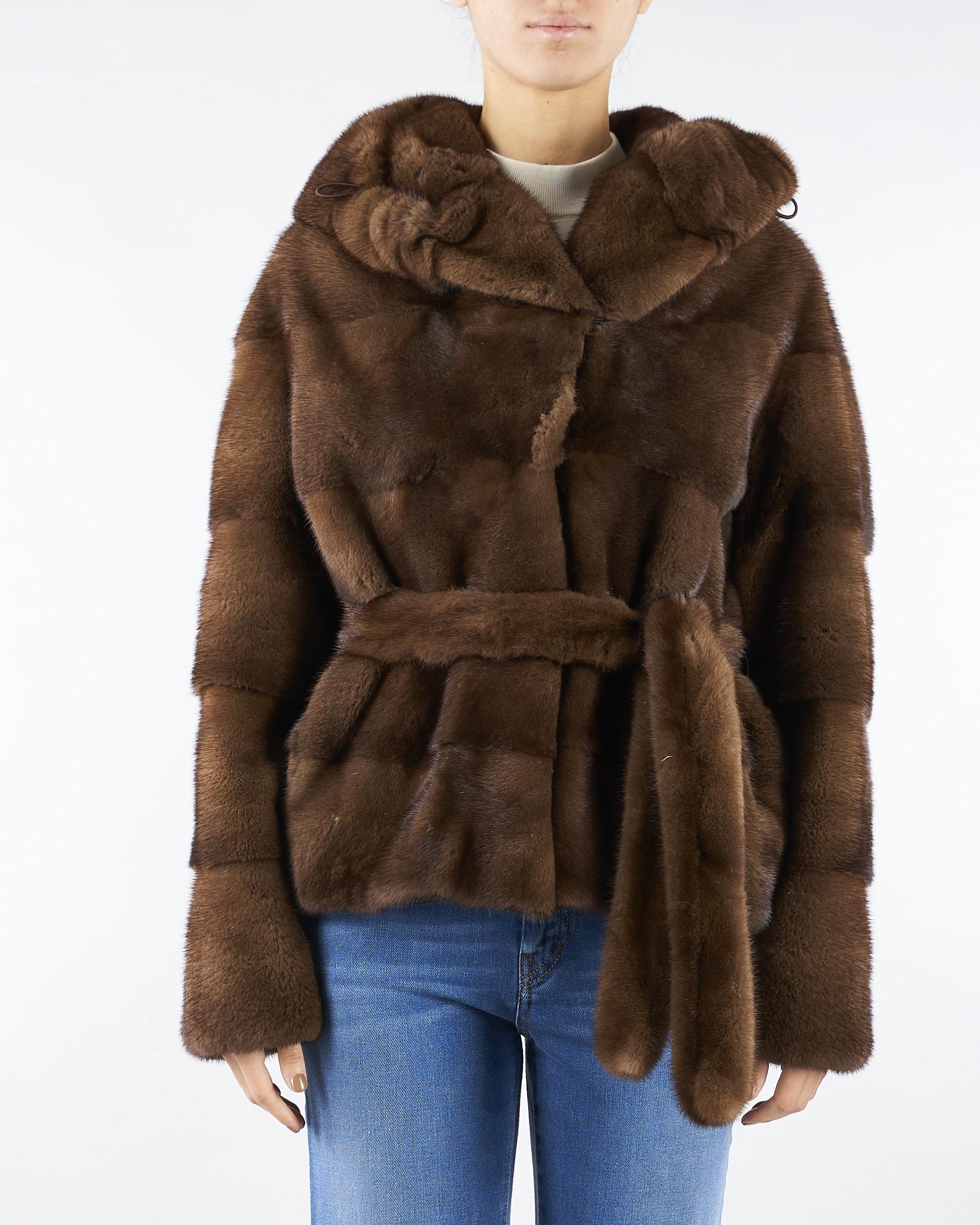 Vera pelliccia di Visone con cappuccio LC2069 80 LES NOIR 