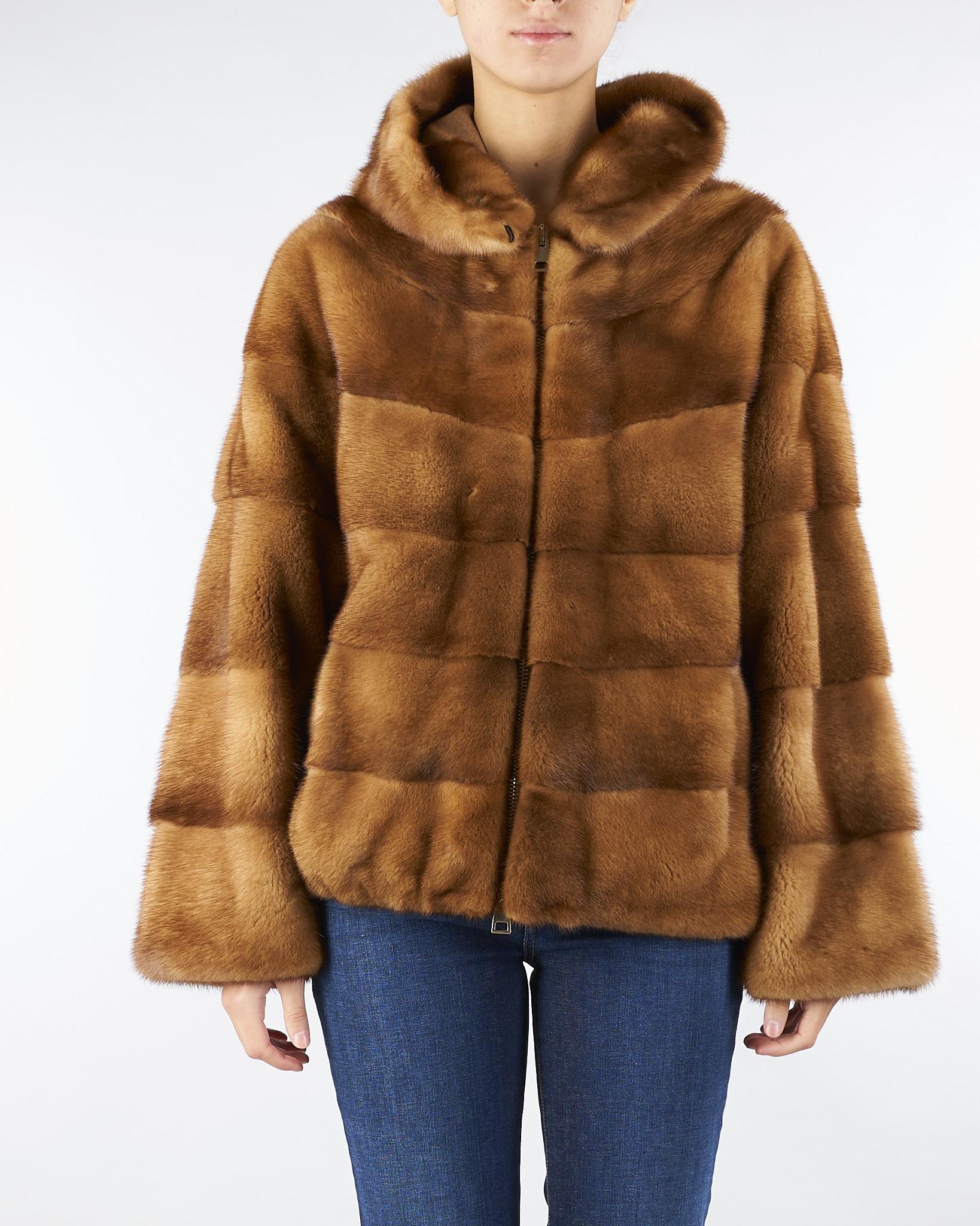 Vera pelliccia in Visone Miele con cappuccio P2505V 95 GIOVI 