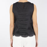 Top in tela ramiè con ricamo sangallo