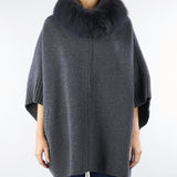 Mantella Antracite in pura lana merinos con inserti in vera pelliccia P2510VO 90 GIOVI 