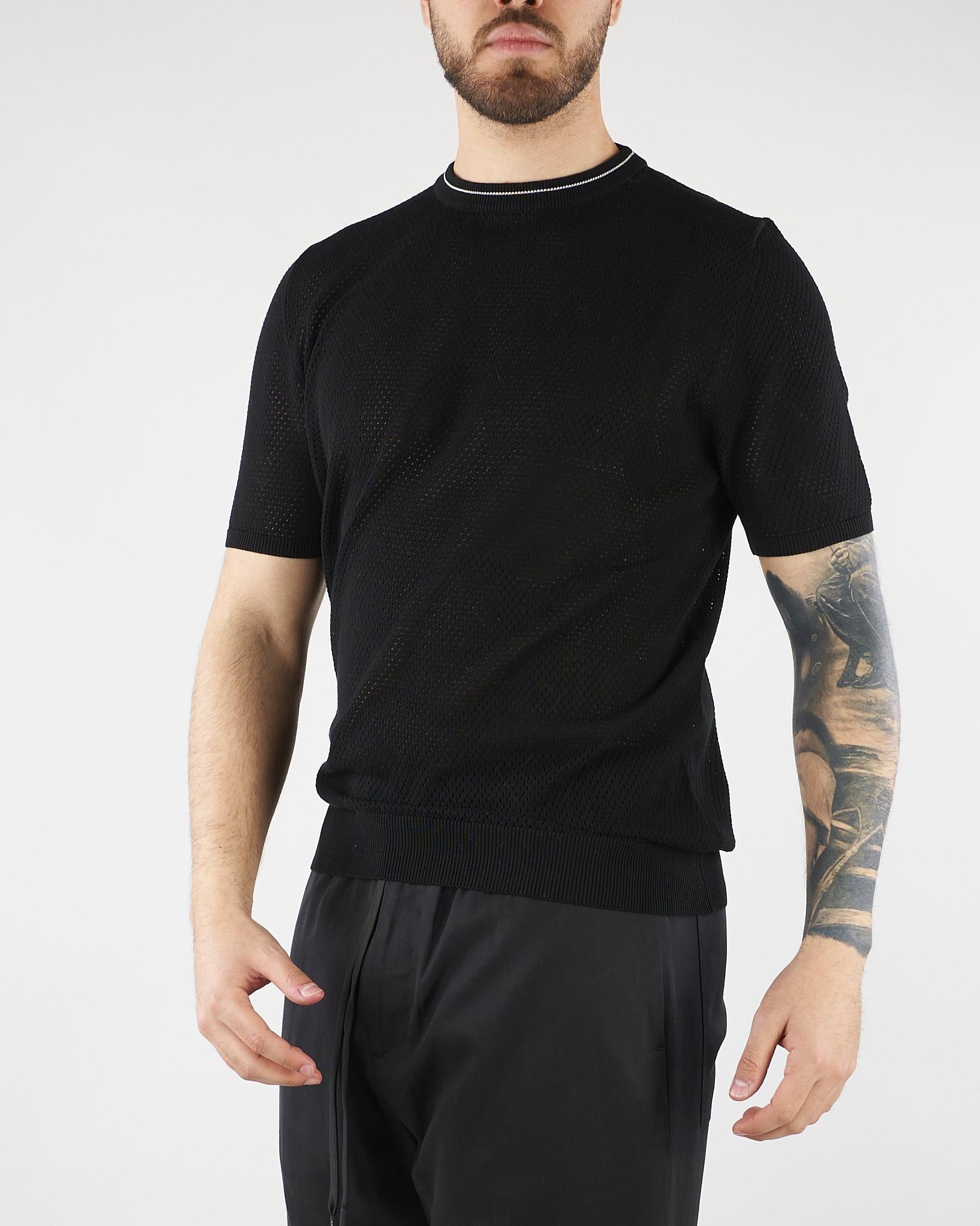 Maglia Nero in cotone microforato con profili a contrasto B9AB0054 438 AMARANTO 