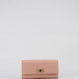 Borsa Clutch Carne con tracolla e placca logo