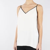 Top Avorio-Nero con profili a contrasto