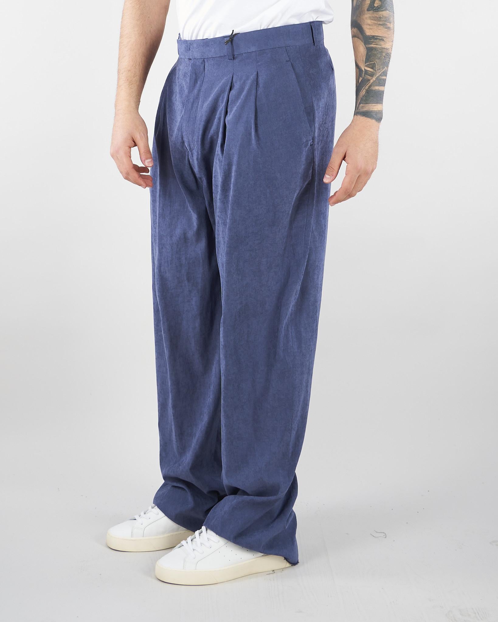 Pantaloni Blu con pences in tessuto effetto cupro EM005614TE20601 UB047 EMPORIO ARMANI 