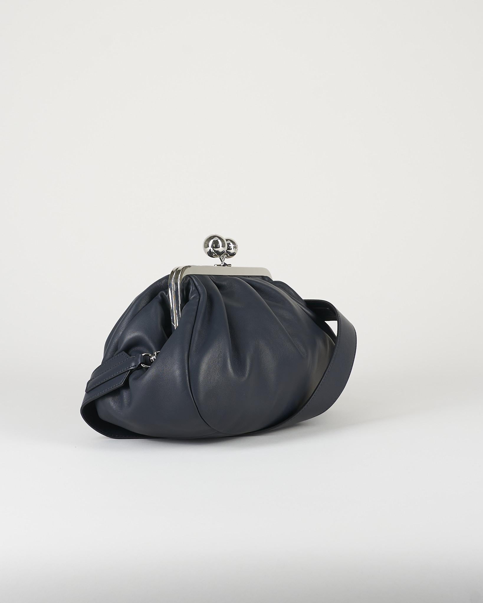 Borsa Pasticcino Bag Blu medium in montone WKACUBICO 91 MAX MARA WEEKEND 