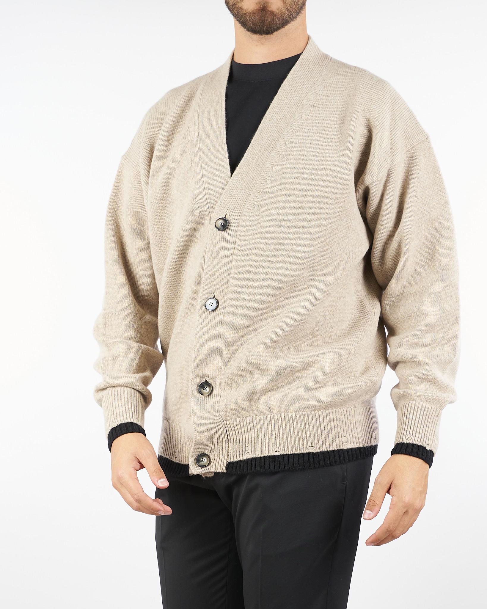 Cardigan Beige in pura lana con dettagli a contrasto B9F0047 431 AMARANTO 