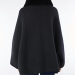 Mantella Nero in pura lana merinos con inserti in vera pelliccia P2512VO 99 GIOVI 