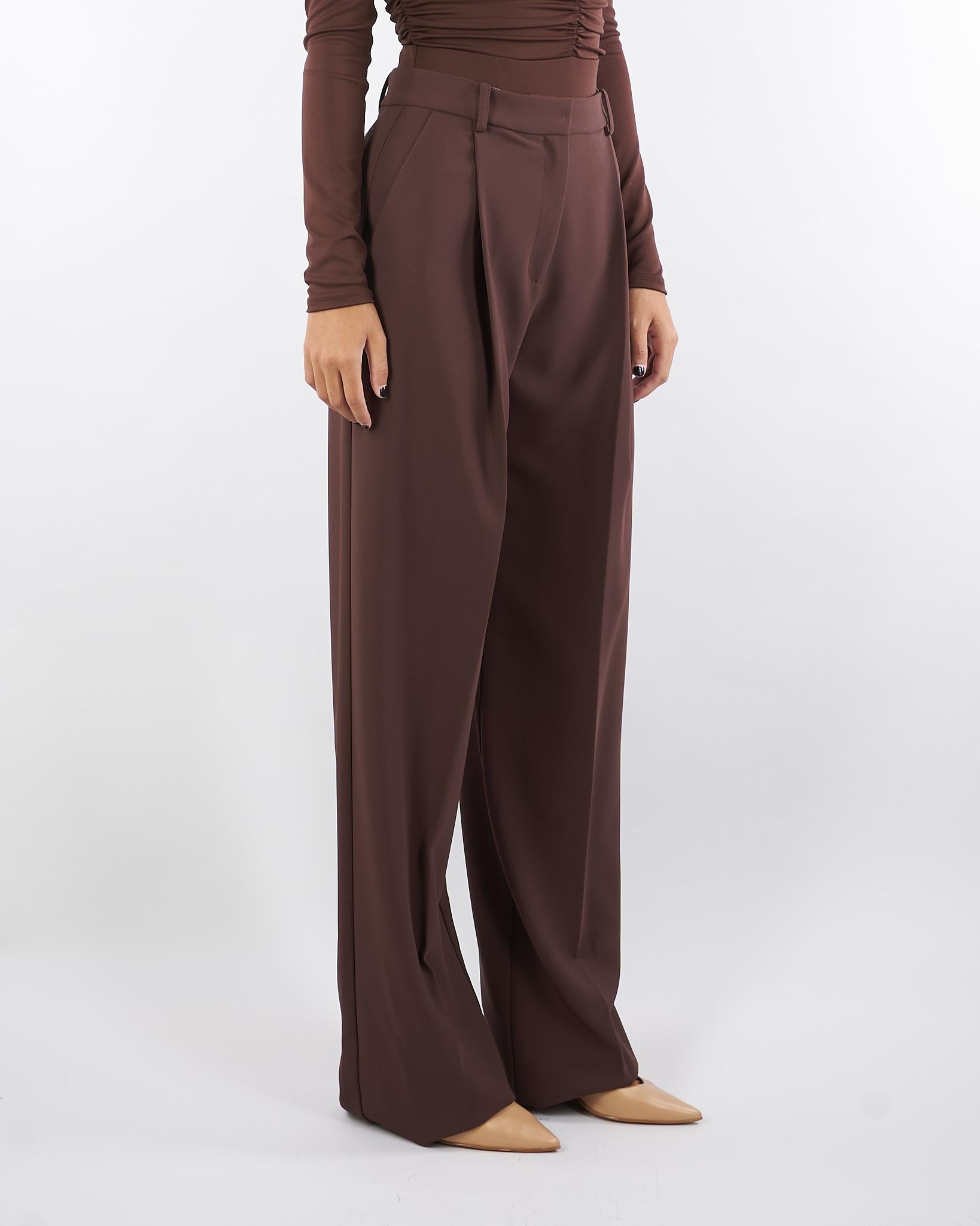 Pantaloni Coffee in crêpe leggero con pinces PA12556E2 EA3 ELISABETTA FRANCHI 